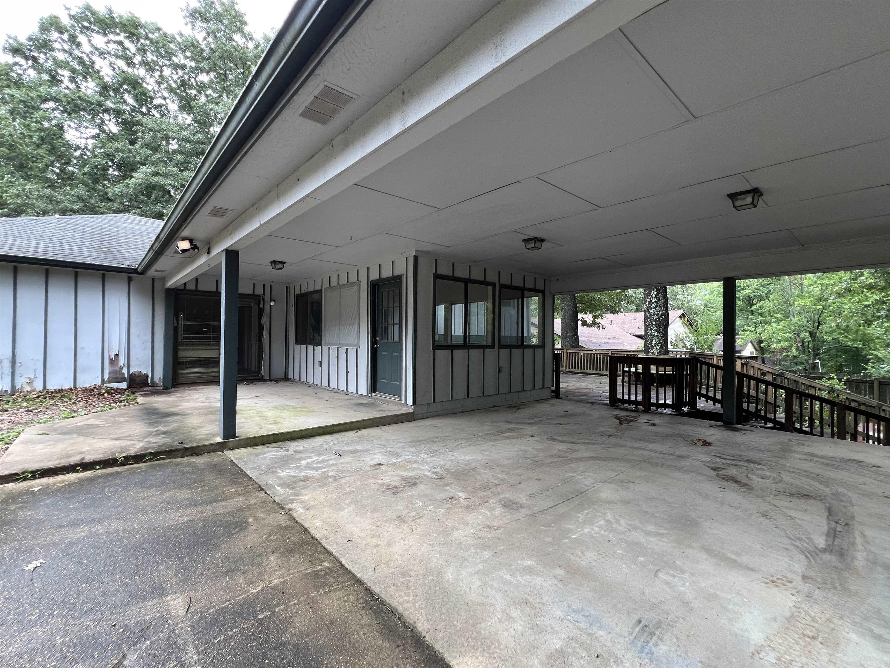 BRIARWOOD - Residential