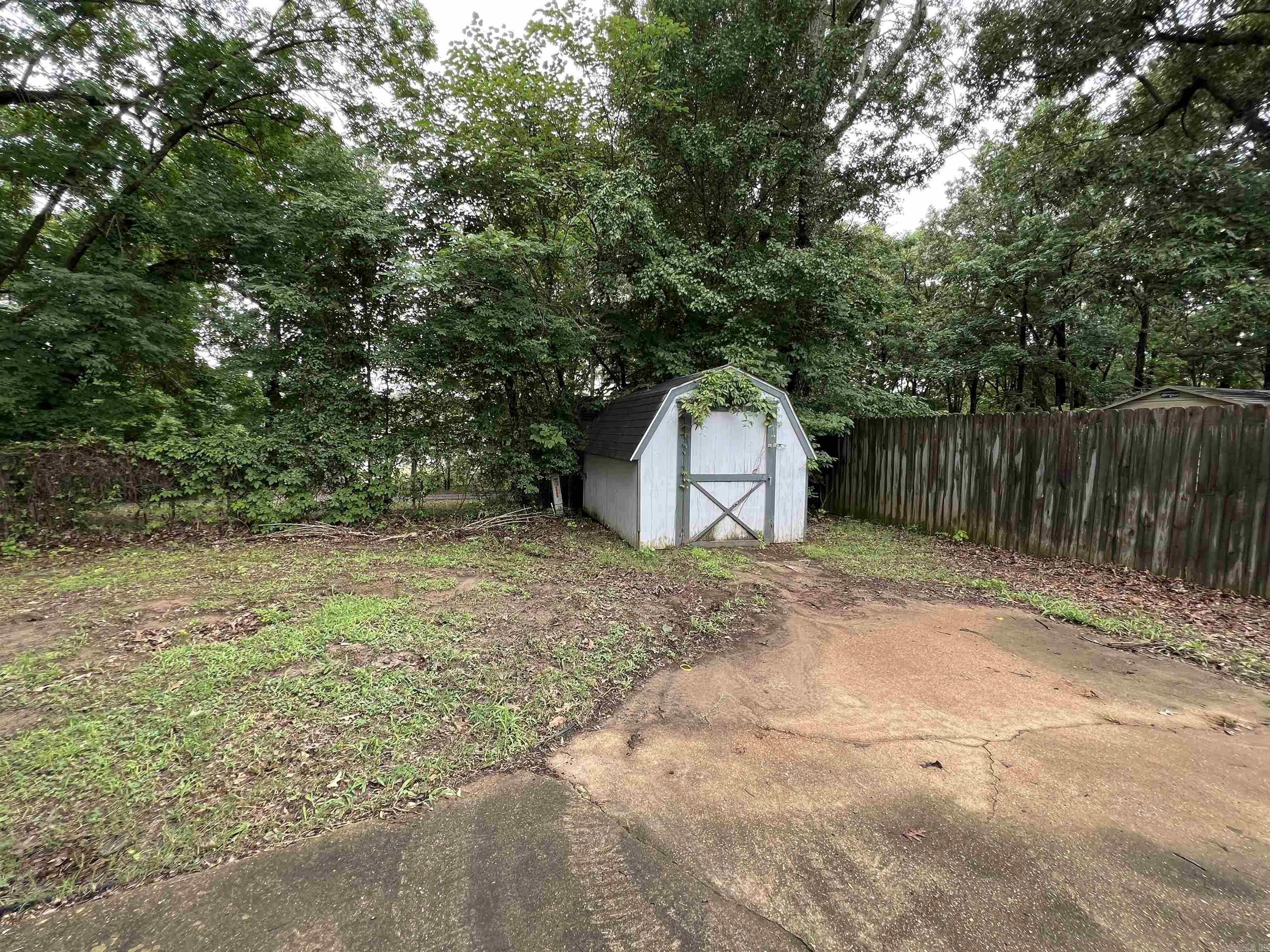 BRIARWOOD - Residential