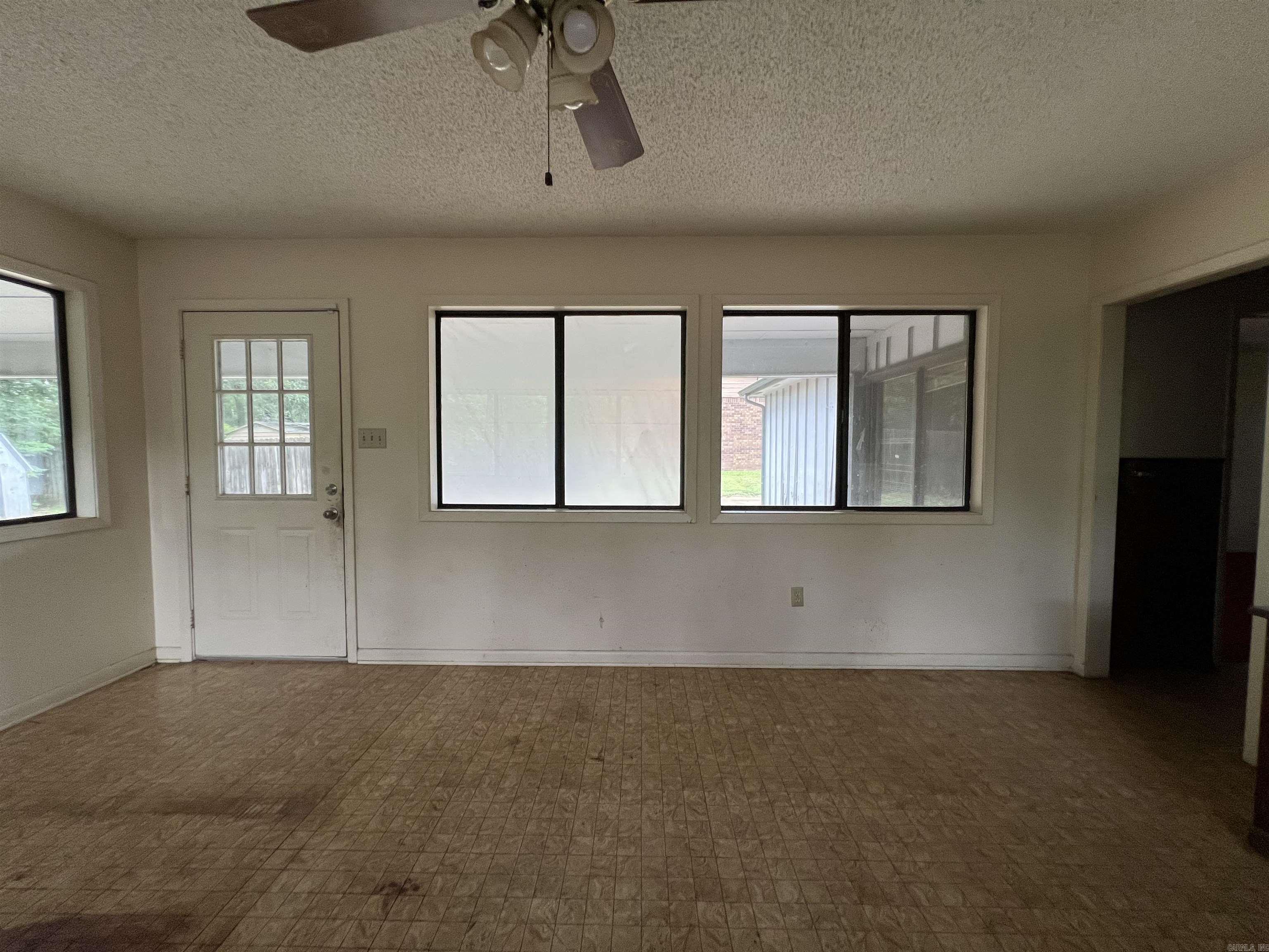 BRIARWOOD - Residential
