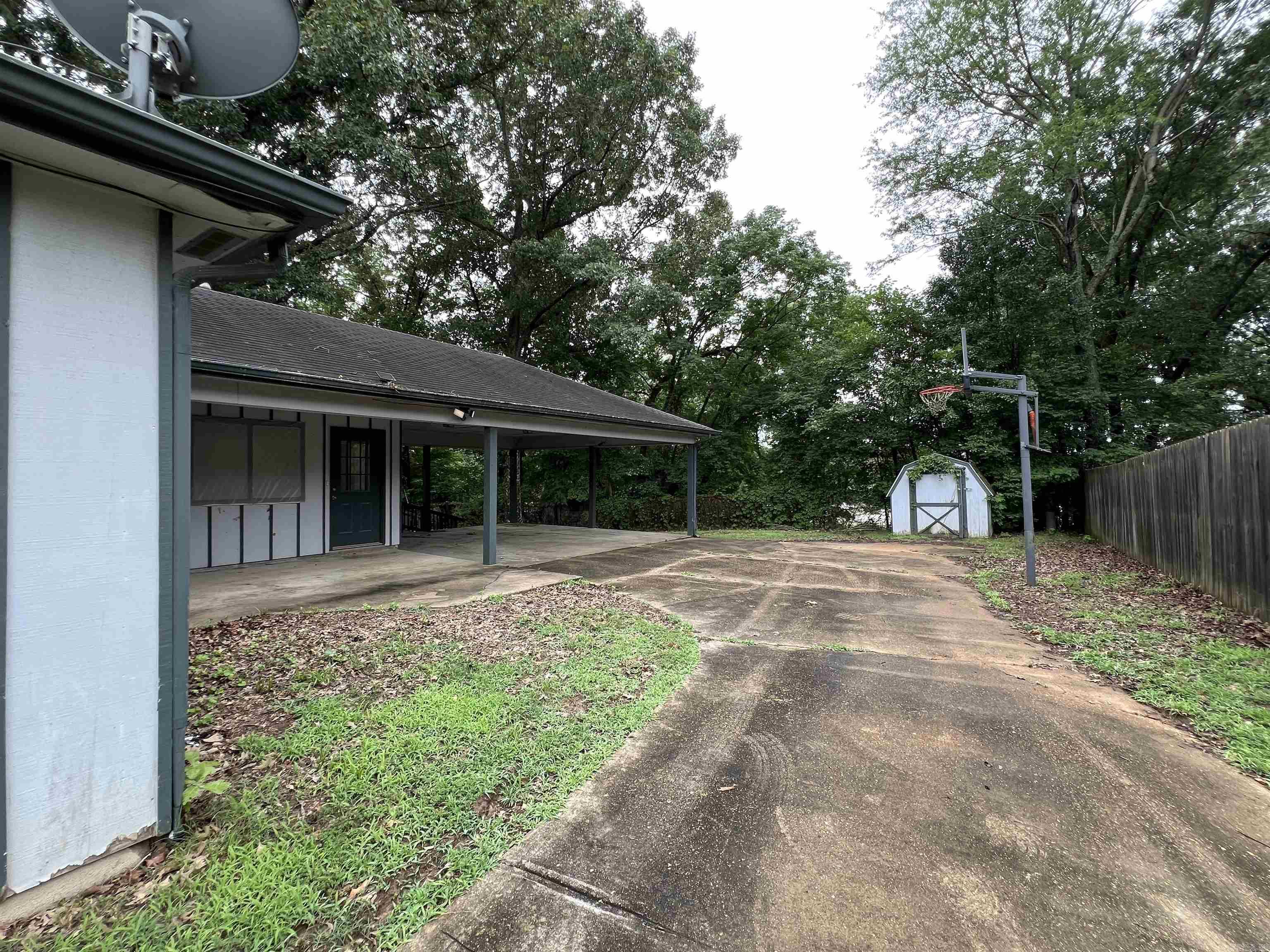 BRIARWOOD - Residential