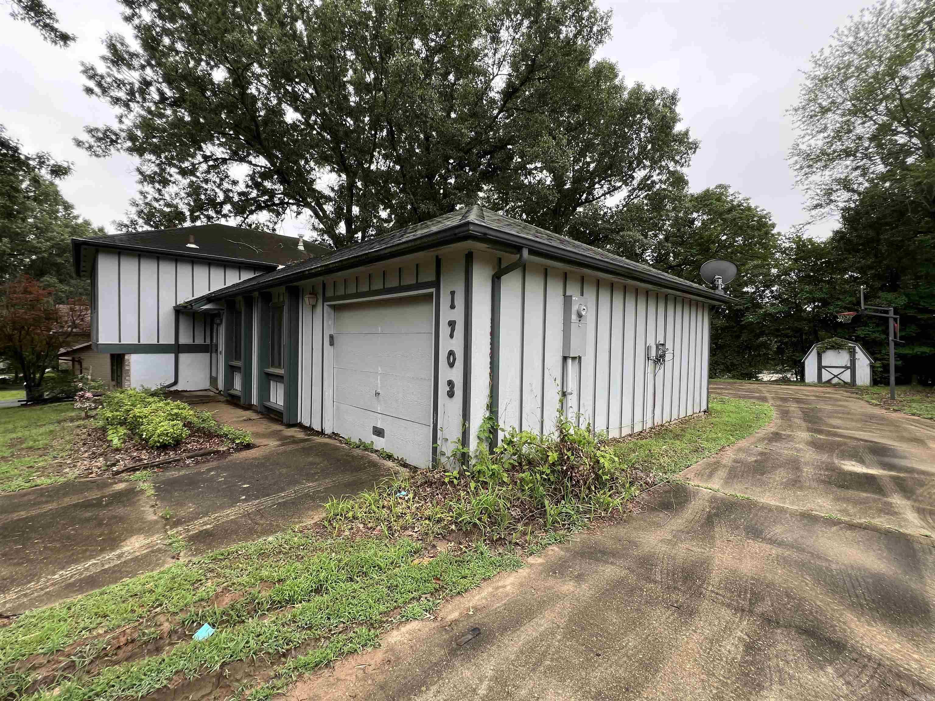 BRIARWOOD - Residential