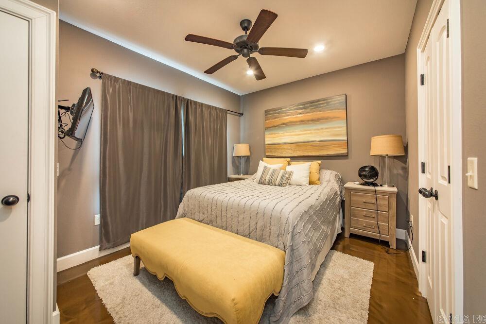 NARROWS INN AT GREERS FERRY HPR - Residential