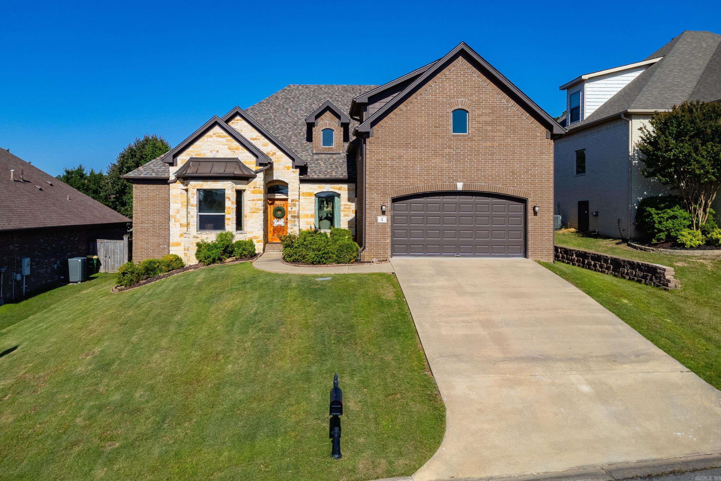CHENAL VALLEY TOURNAY CIRCLE - Residential