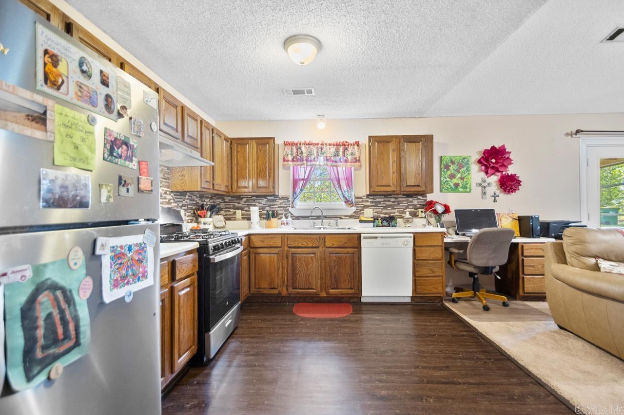 AMY TERRACE - Residential