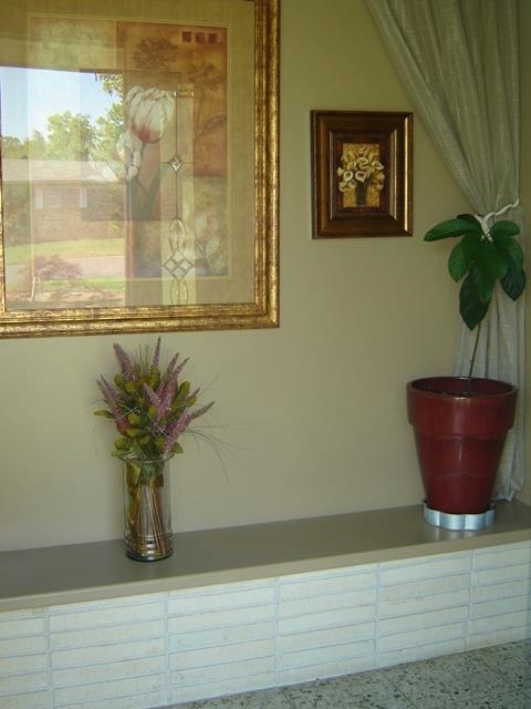 BEVERLY HILLS - Residential
