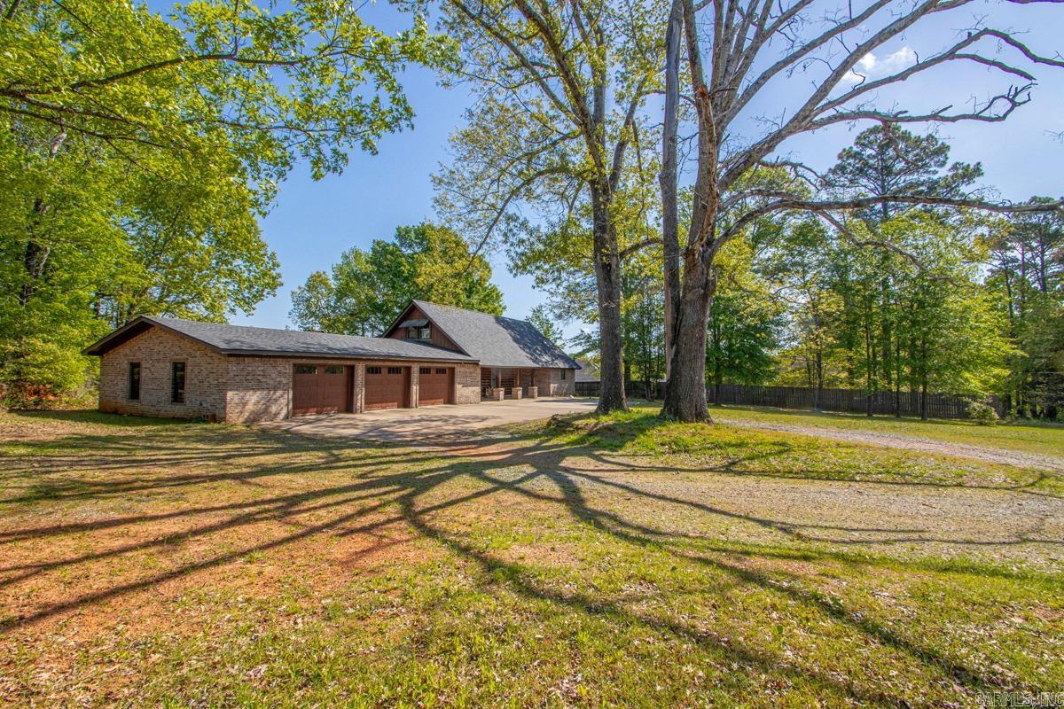 MEADOWLAKE - Residential