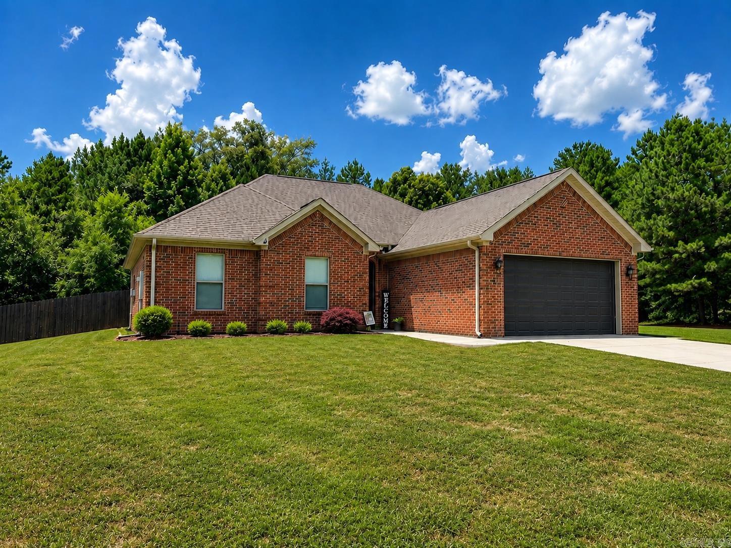 HAMPTON HOLLOW PHASE II - Residential