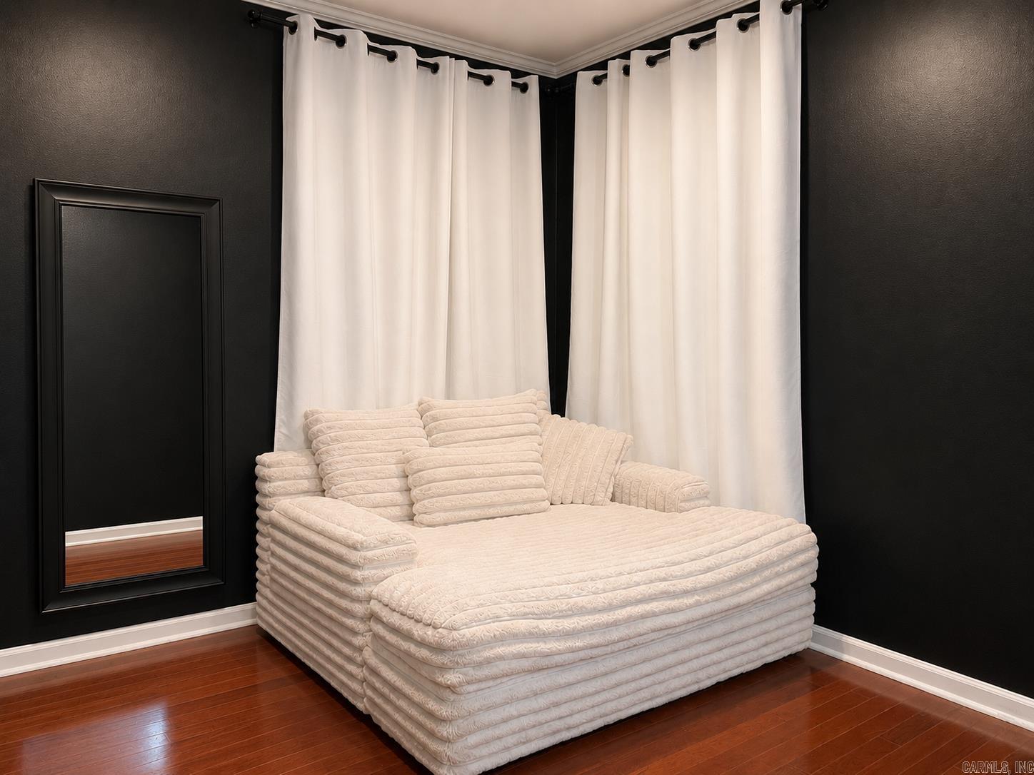 HAMPTON HOLLOW PHASE II - Residential