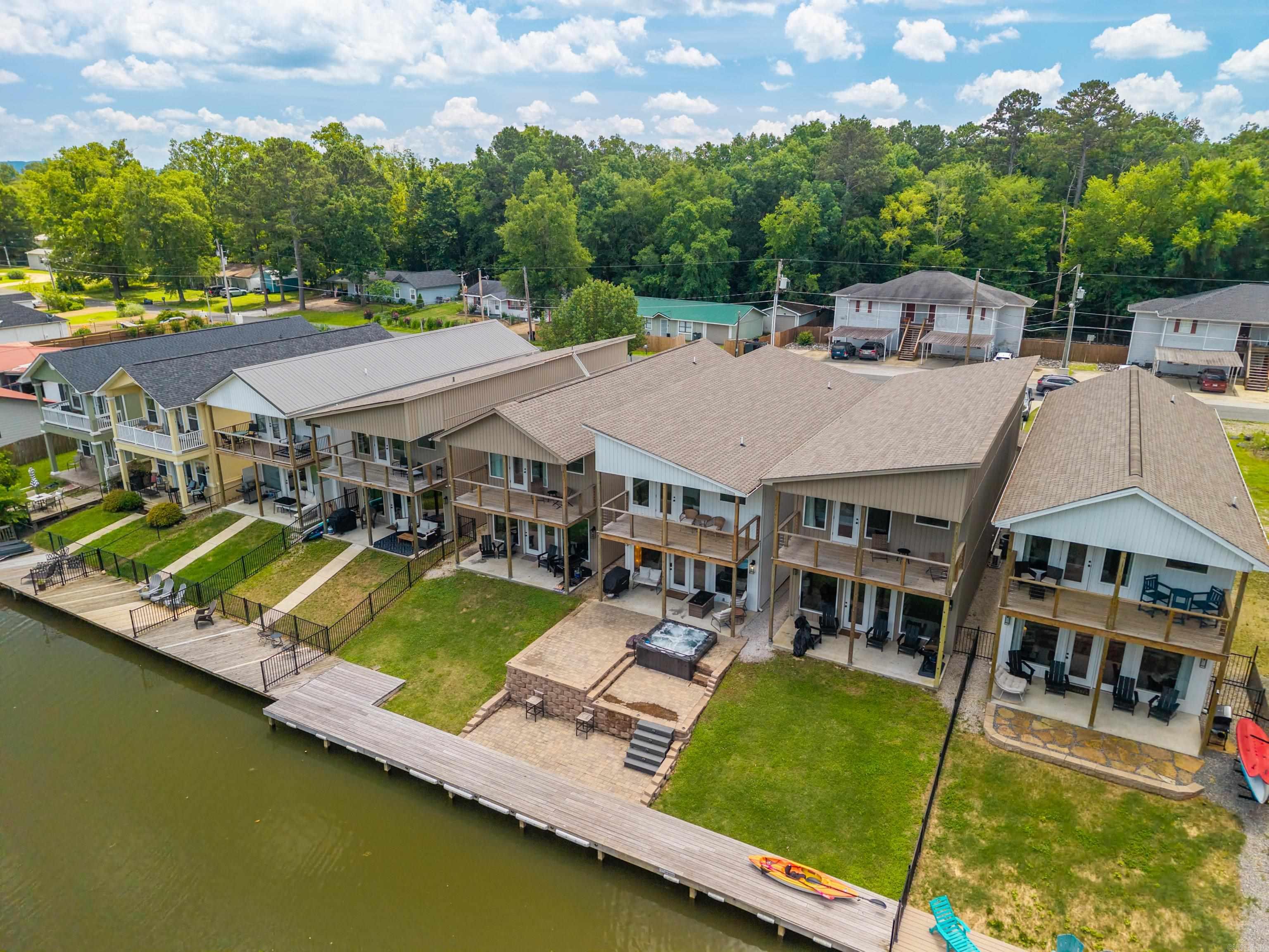 Lake Aire - Residential