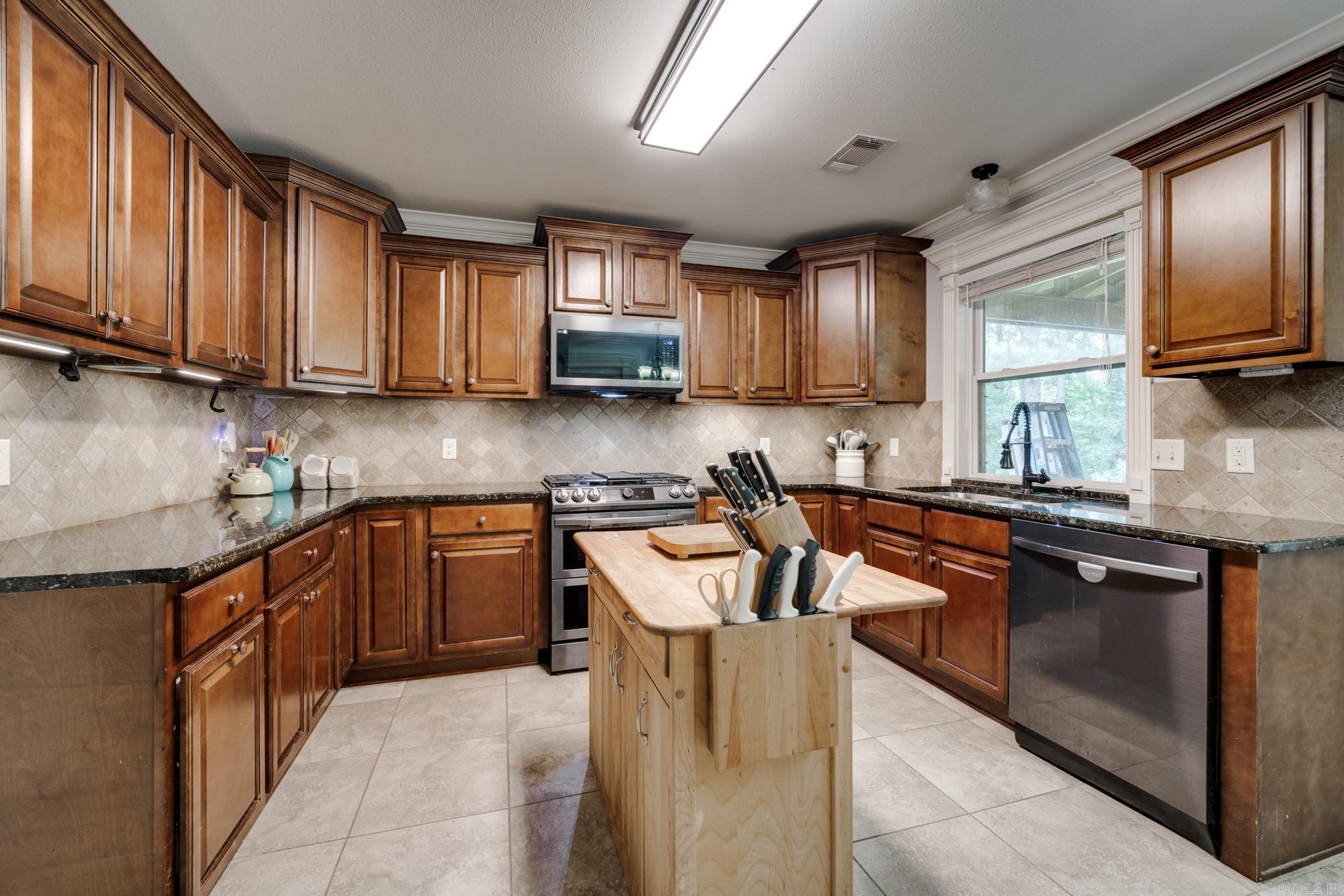 MARS HILL ESTATES - Residential