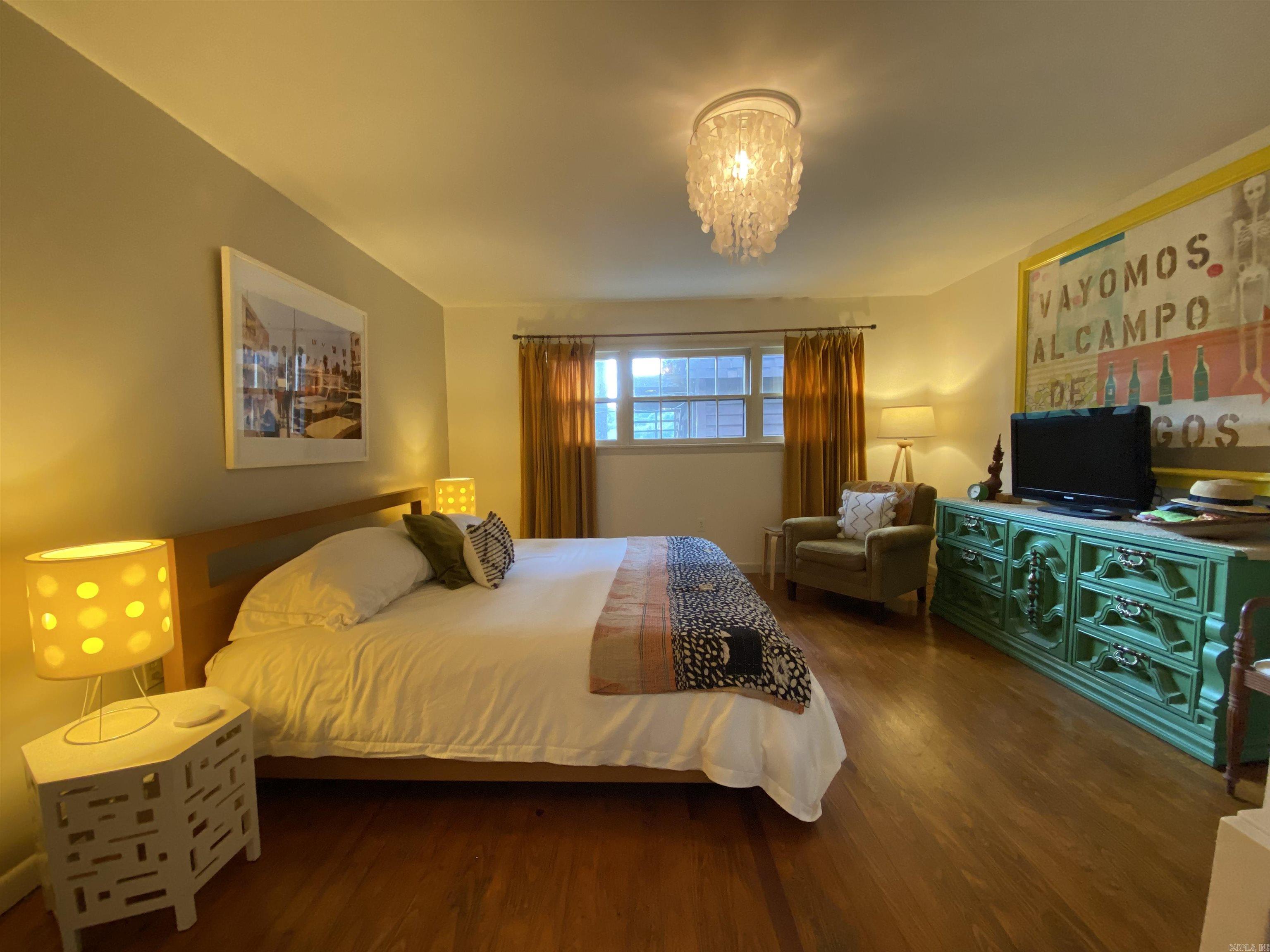 LINCOLN PARK - Residential