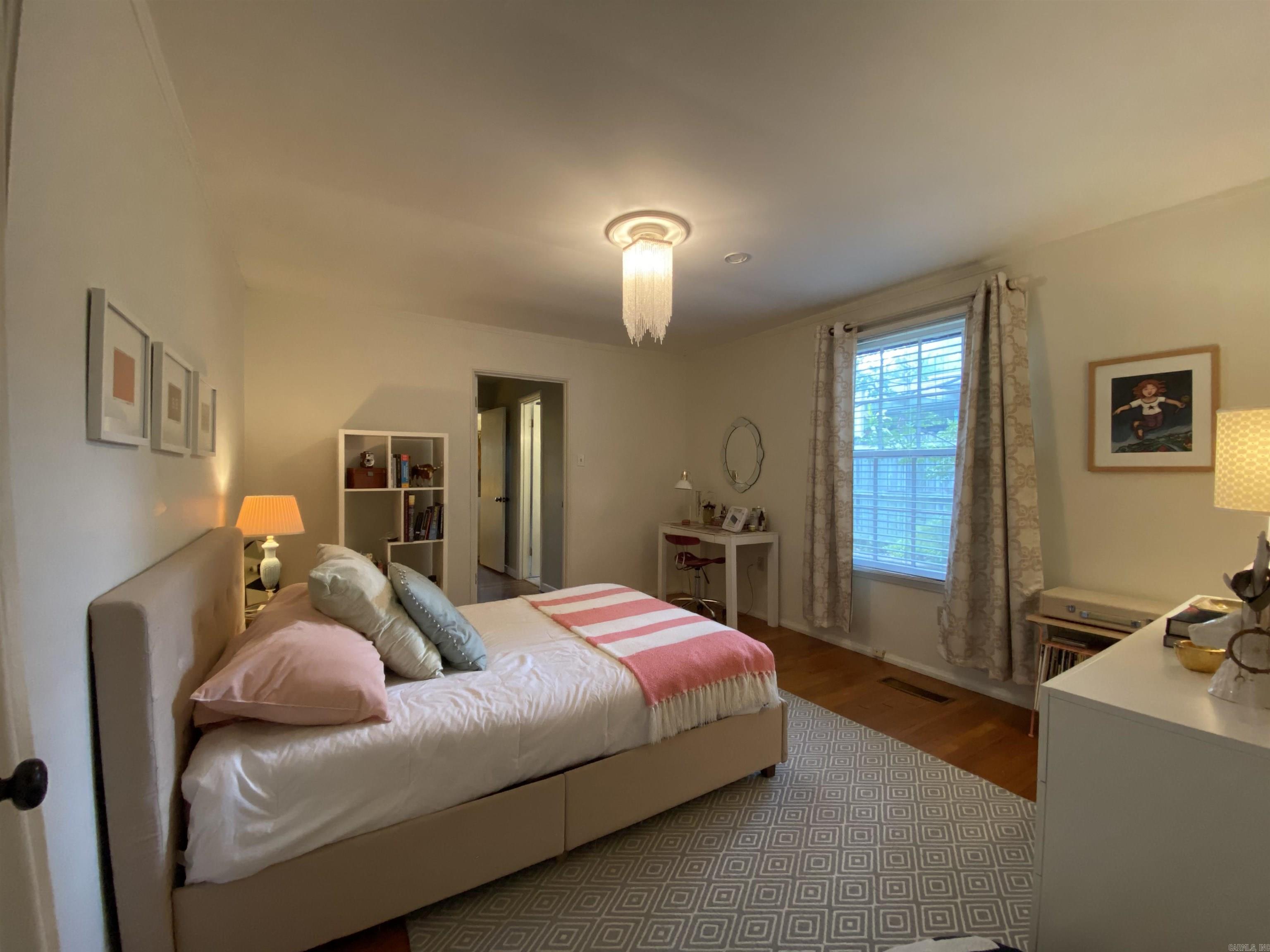 LINCOLN PARK - Residential