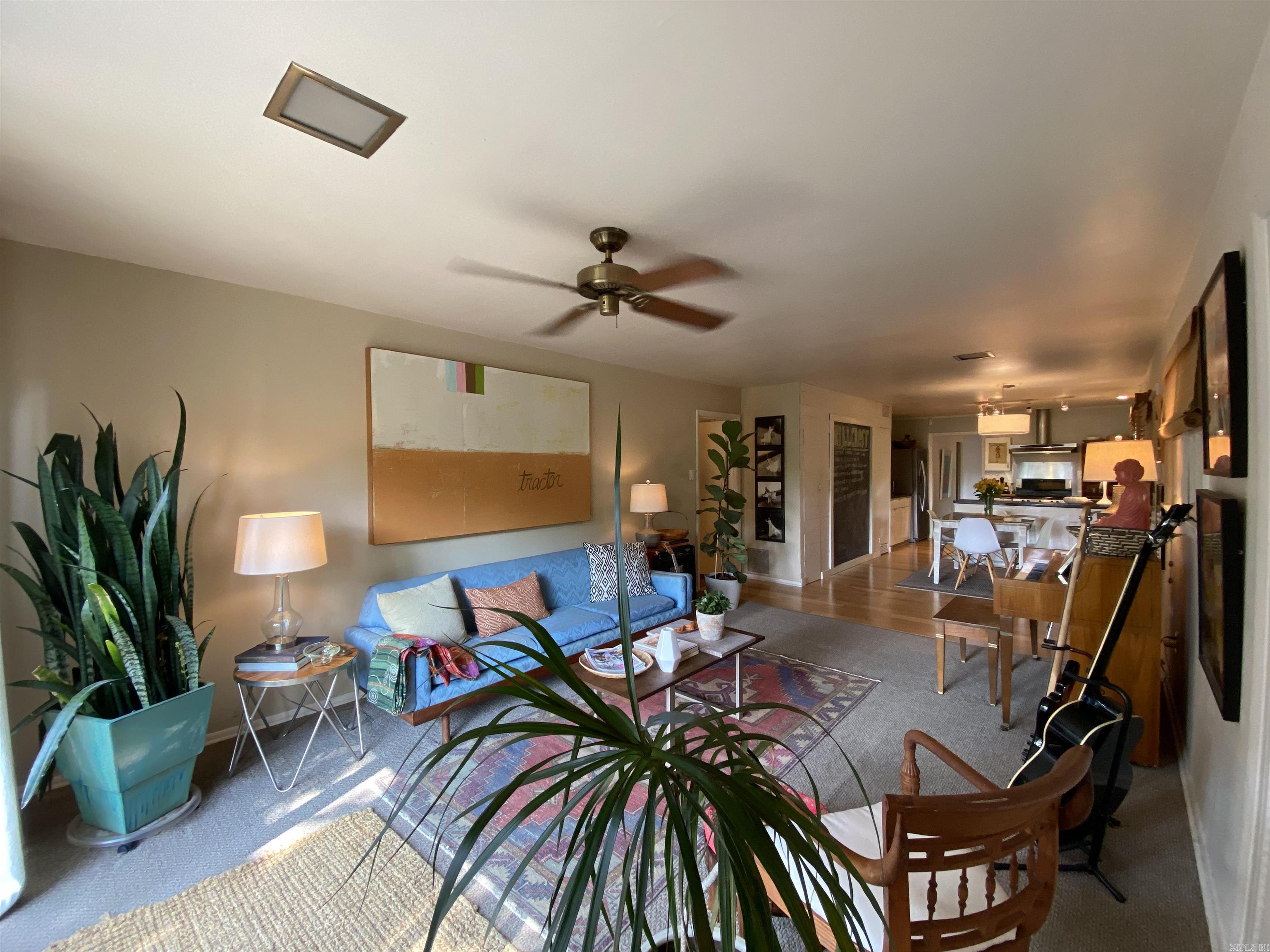 LINCOLN PARK - Residential