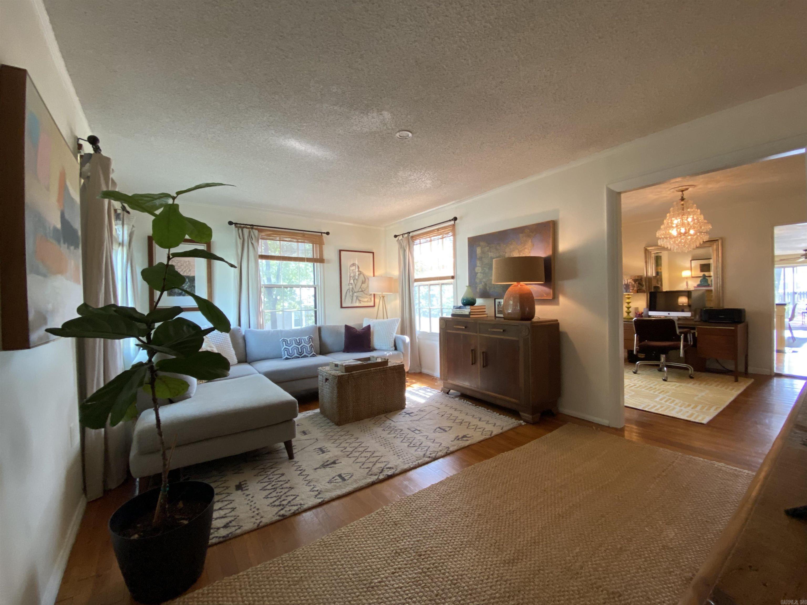 LINCOLN PARK - Residential