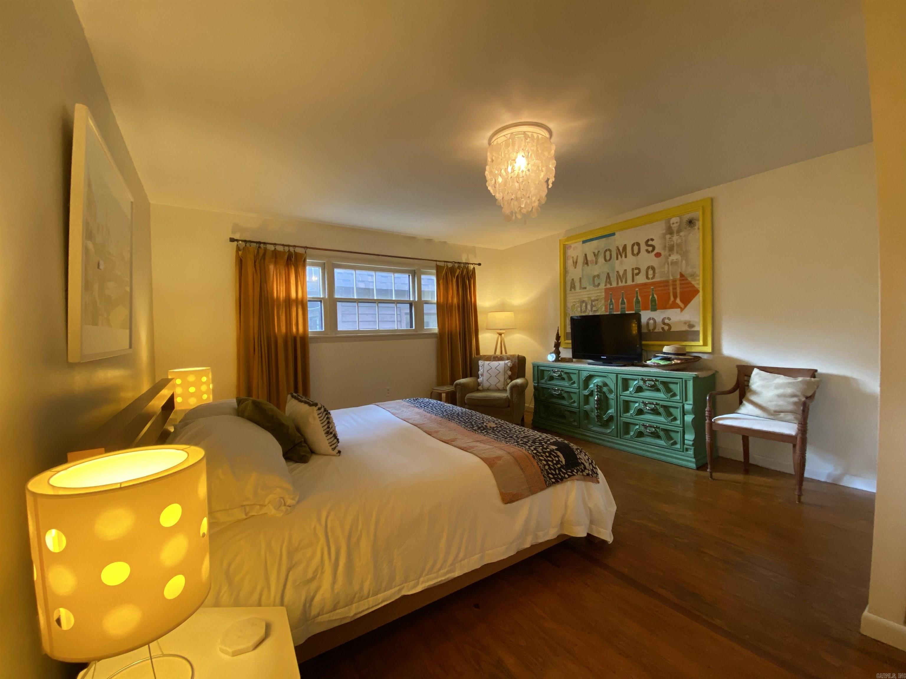LINCOLN PARK - Residential