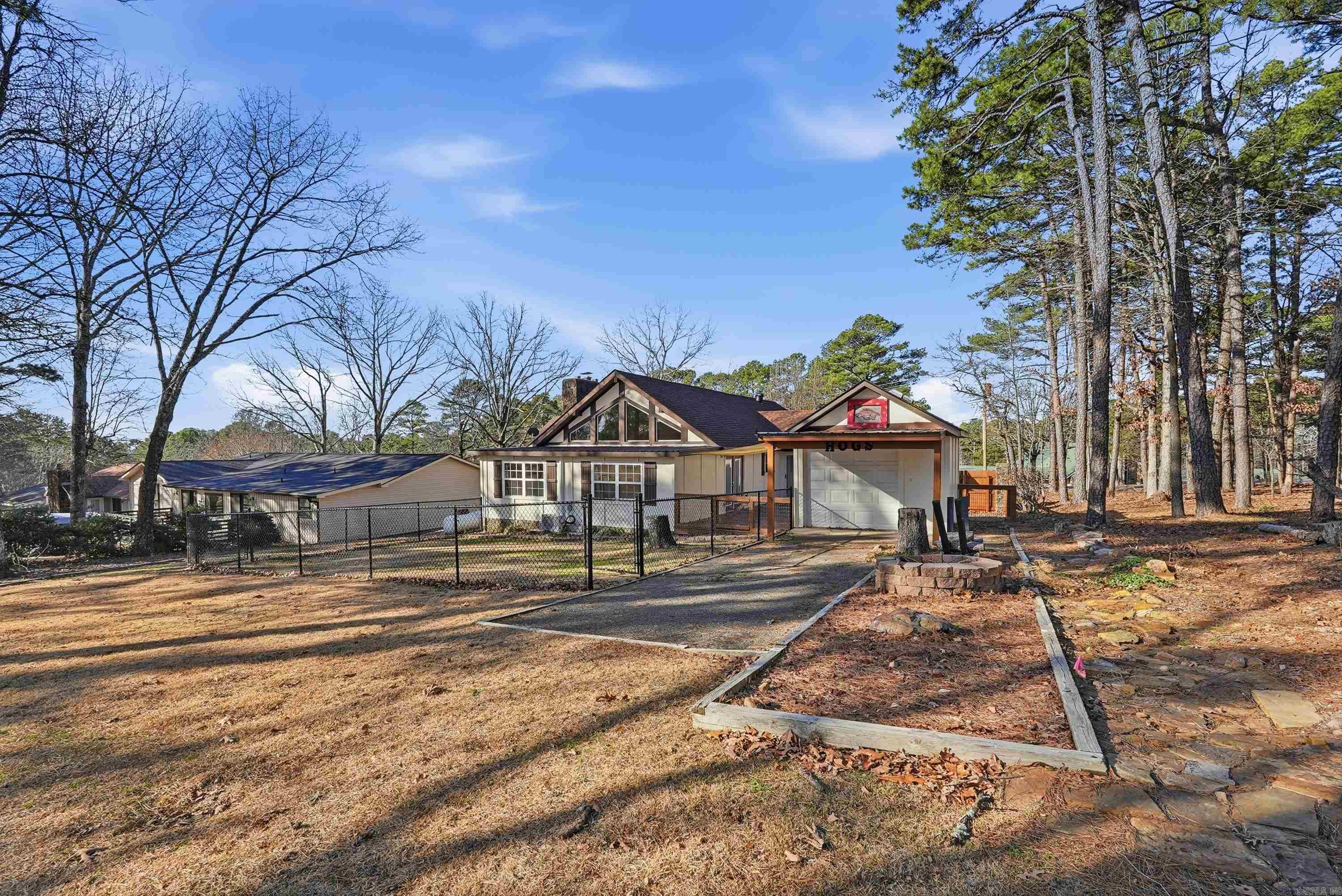 INDIAN HILLS - Residential