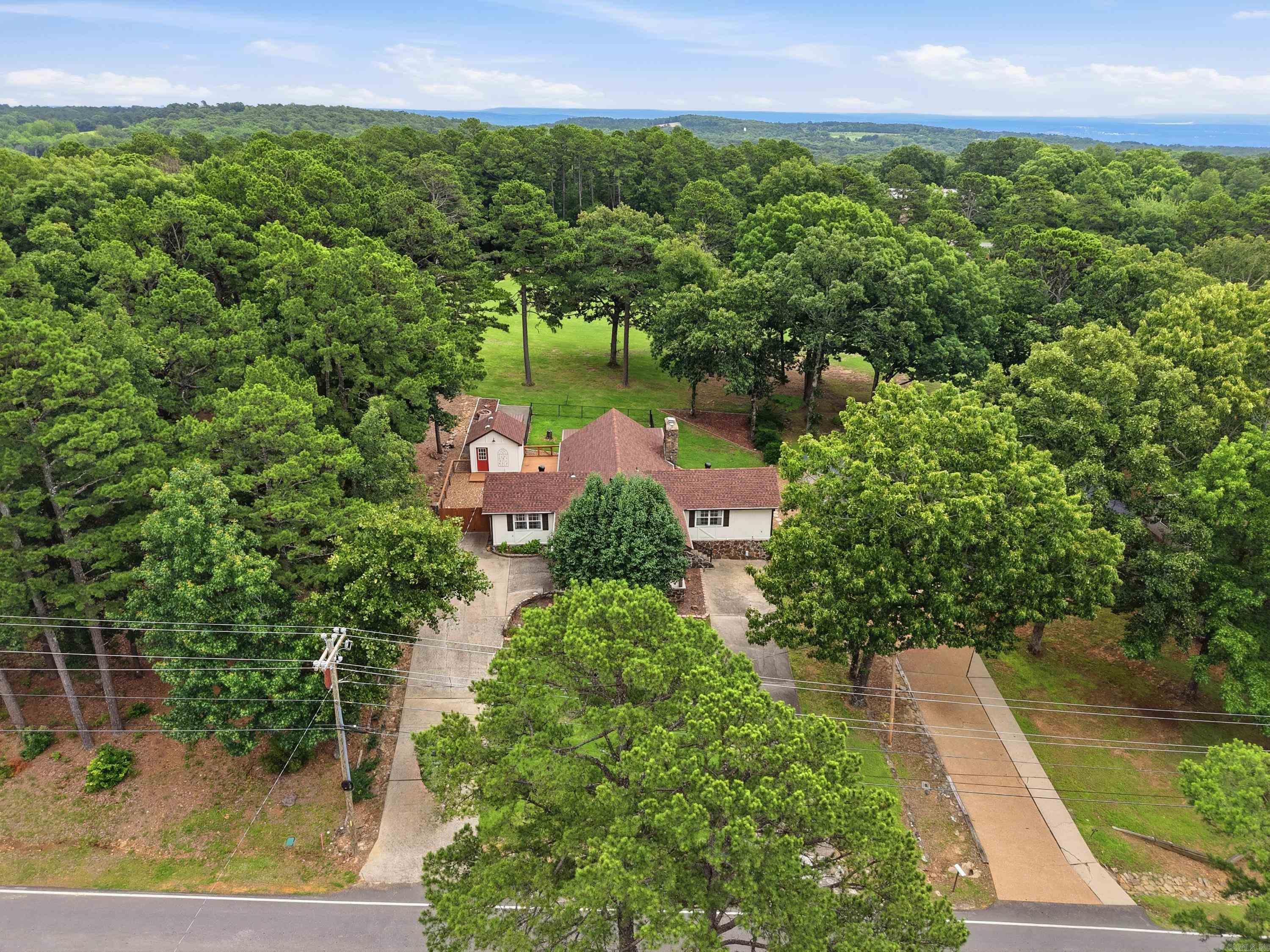 INDIAN HILLS - Residential
