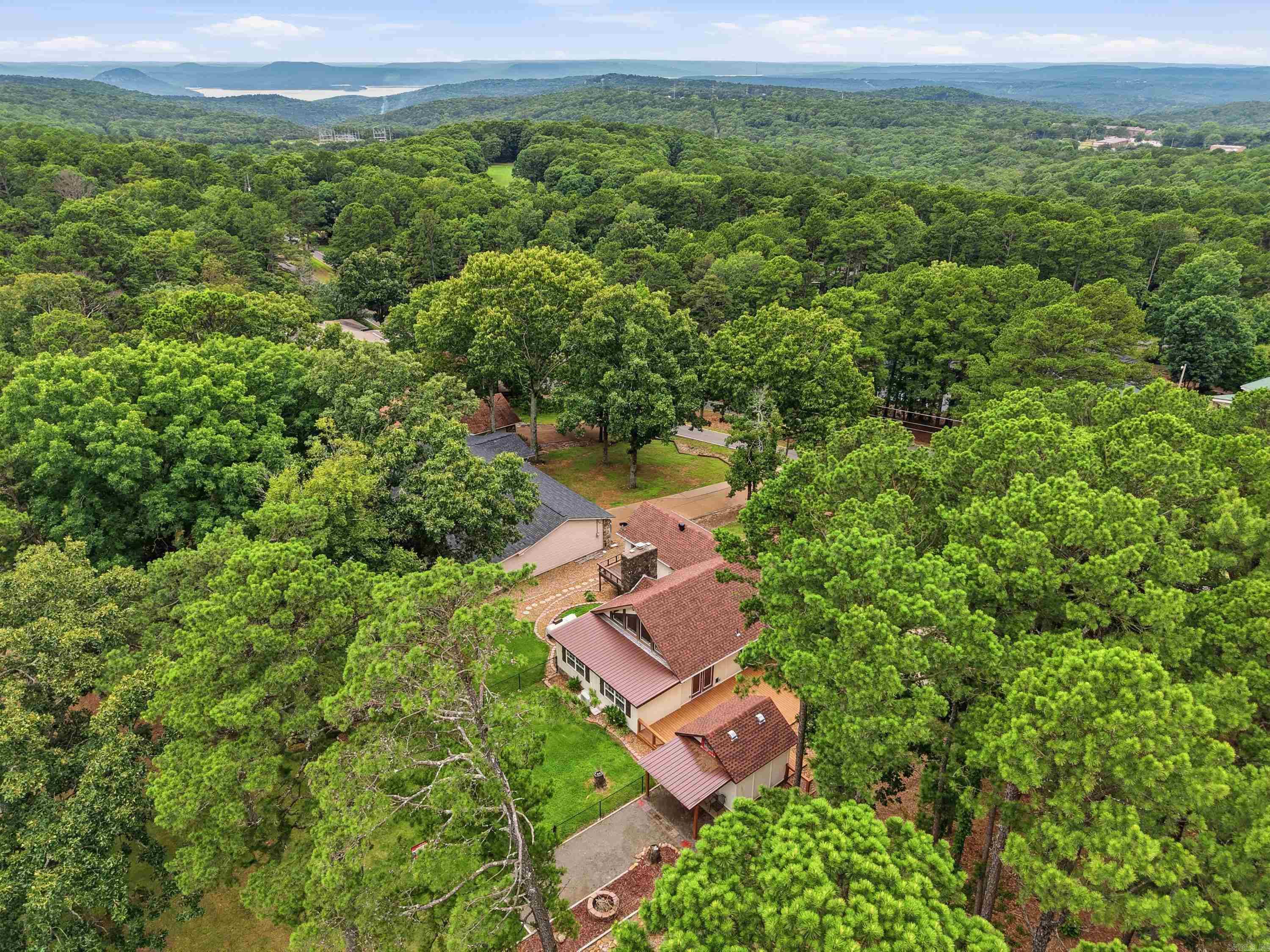 INDIAN HILLS - Residential