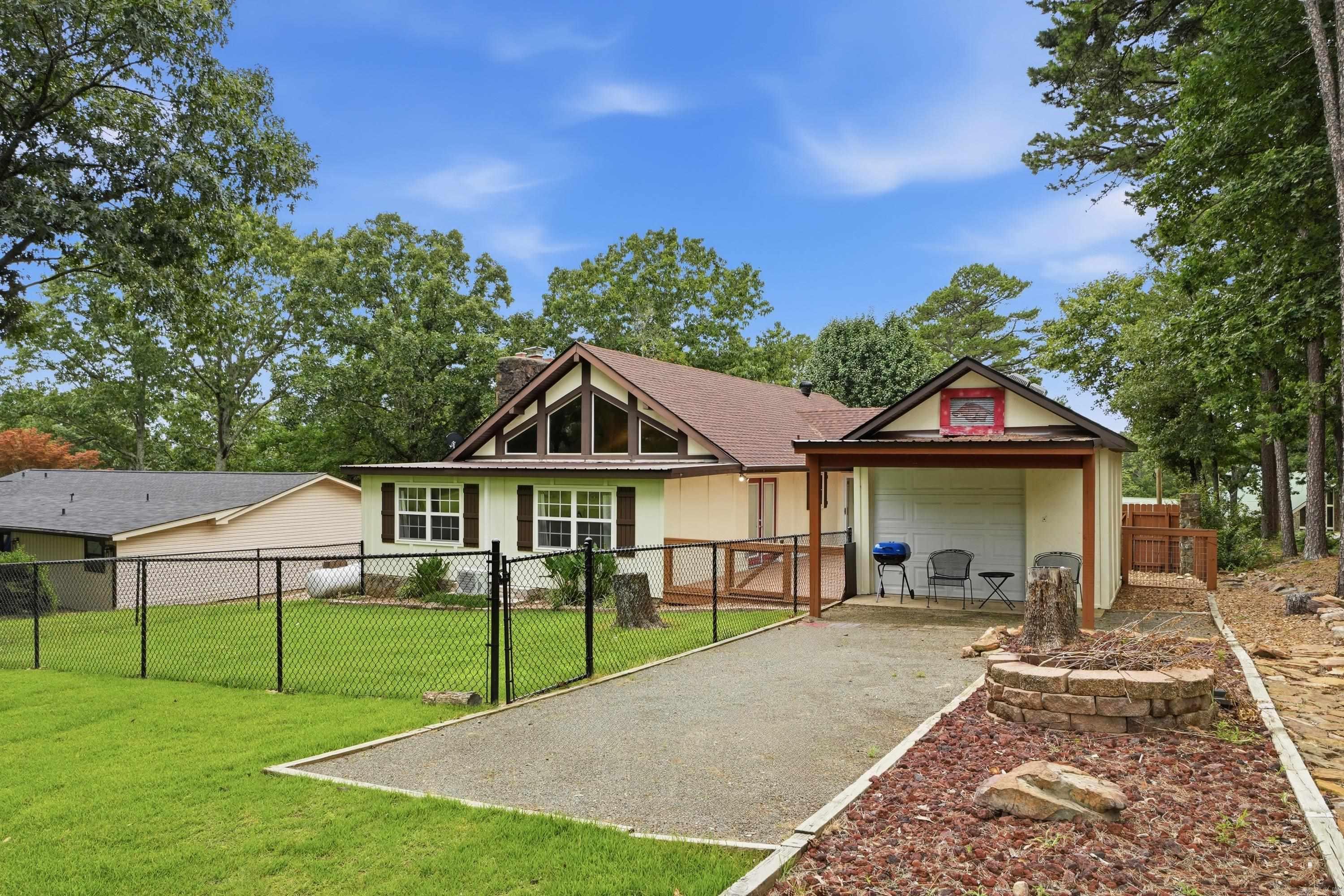 INDIAN HILLS - Residential