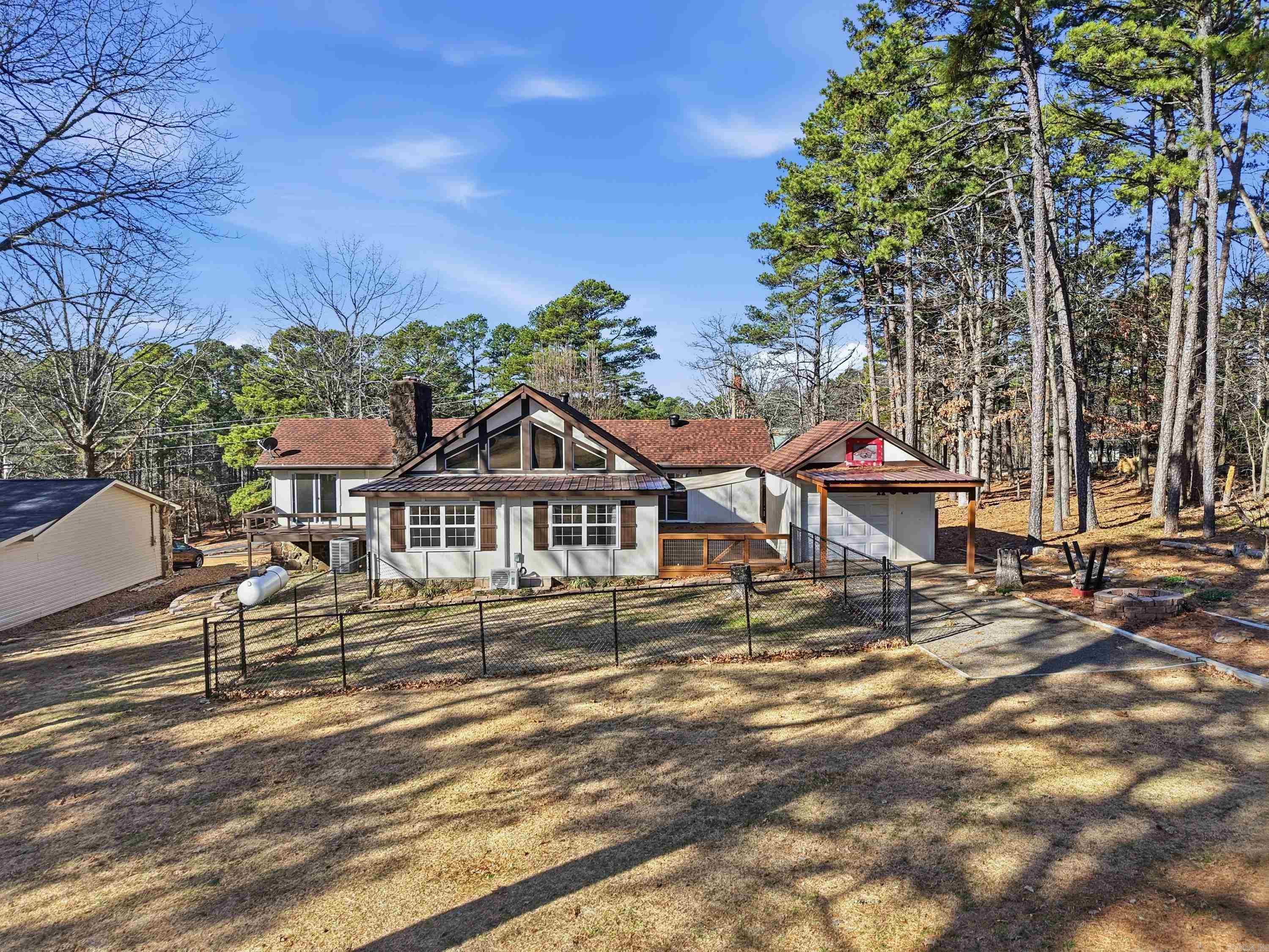 INDIAN HILLS - Residential