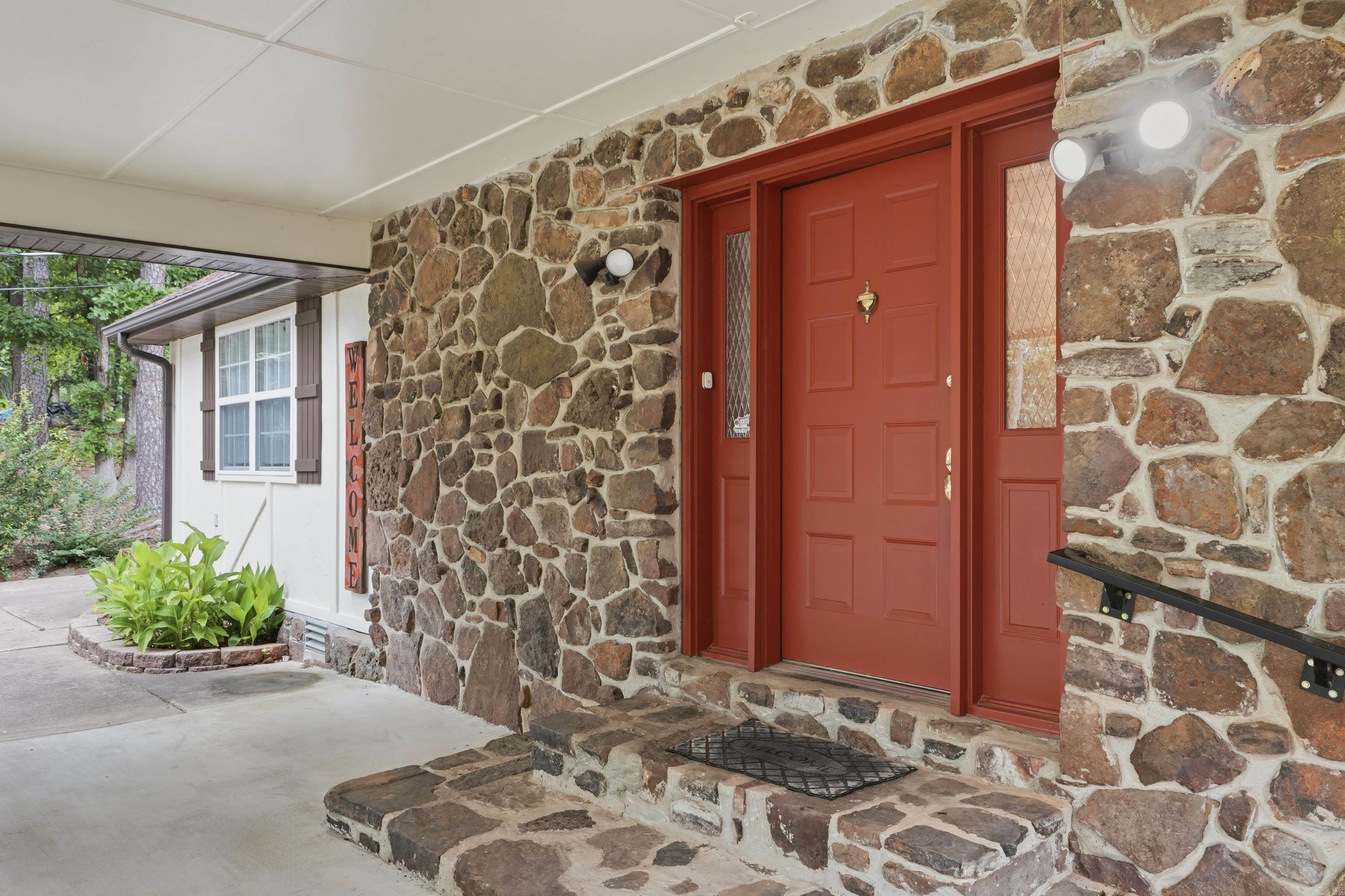 INDIAN HILLS - Residential