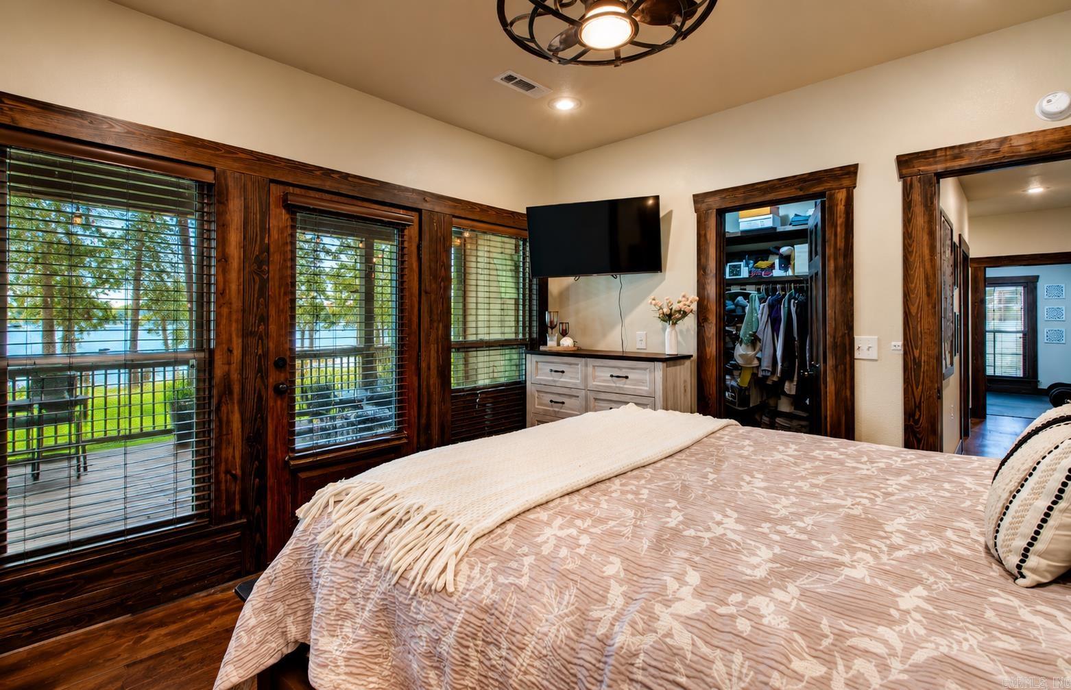 RIVERSIDE ADDITION - Residential