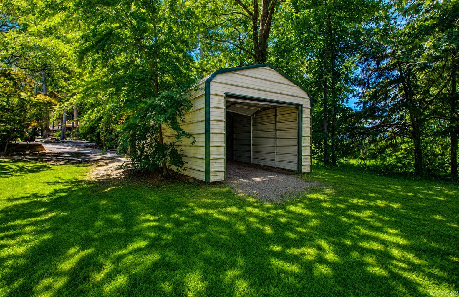 RIVERSIDE ADDITION - Residential