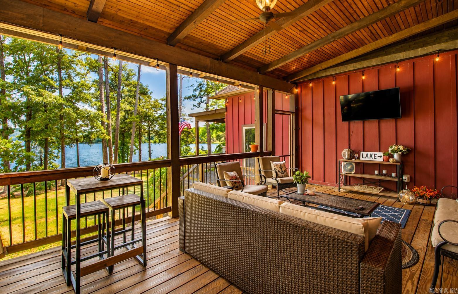 RIVERSIDE ADDITION - Residential