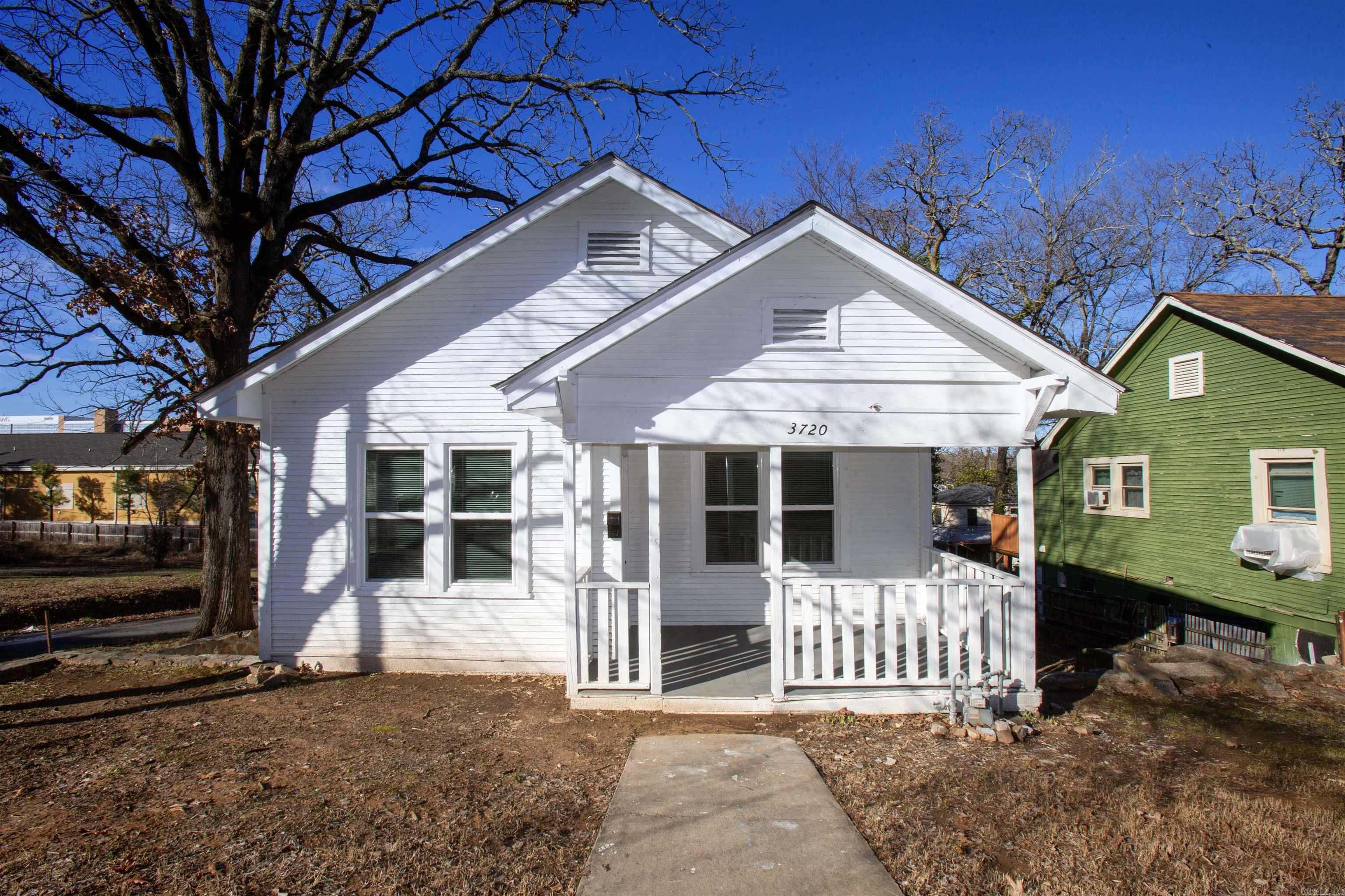Adorable renovated cottage in super convenient Little Rock location. Right by UAMS, close to UALR and blocks away from all Midtown LR has to offer! Cute front porch. Hardwood flooring in living room and bedrooms. Tile in the kitchen. Spacious laundry room with space for extra storage.The lease for this property is for 2 years with a 3% increase after the first year. Income has to be 3x the amount of rent.   **ALL PROPERTIES MAY NOT BE MOVE-IN READY**