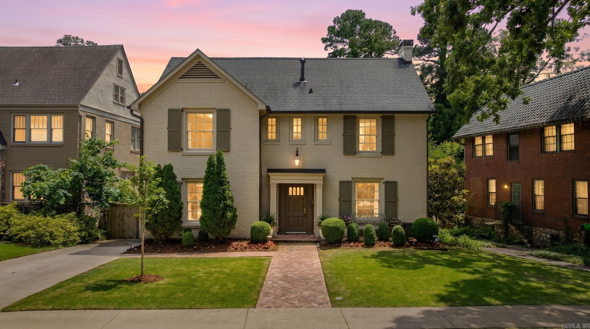 CLIFFEWOOD - Residential