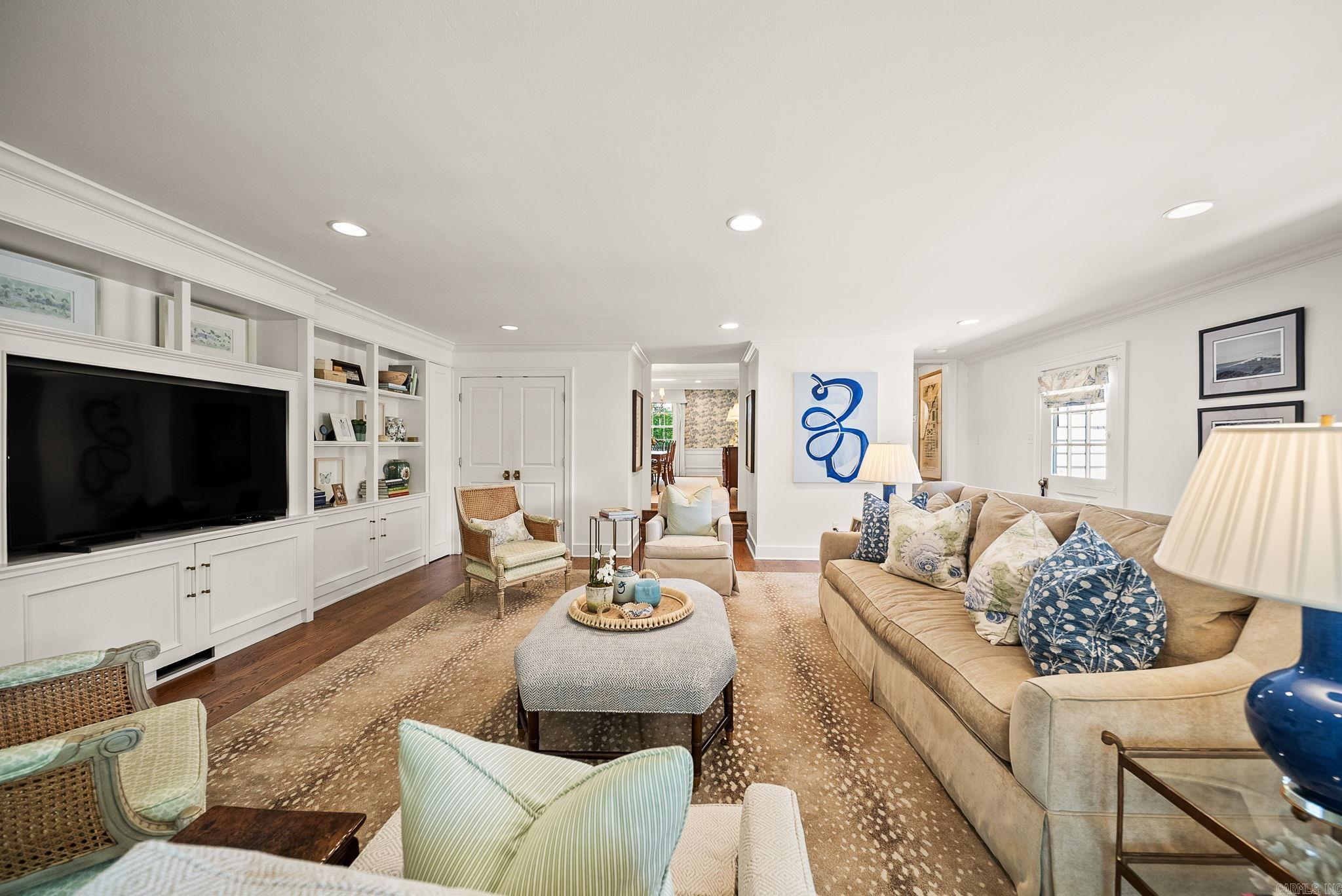 CLIFFEWOOD - Residential