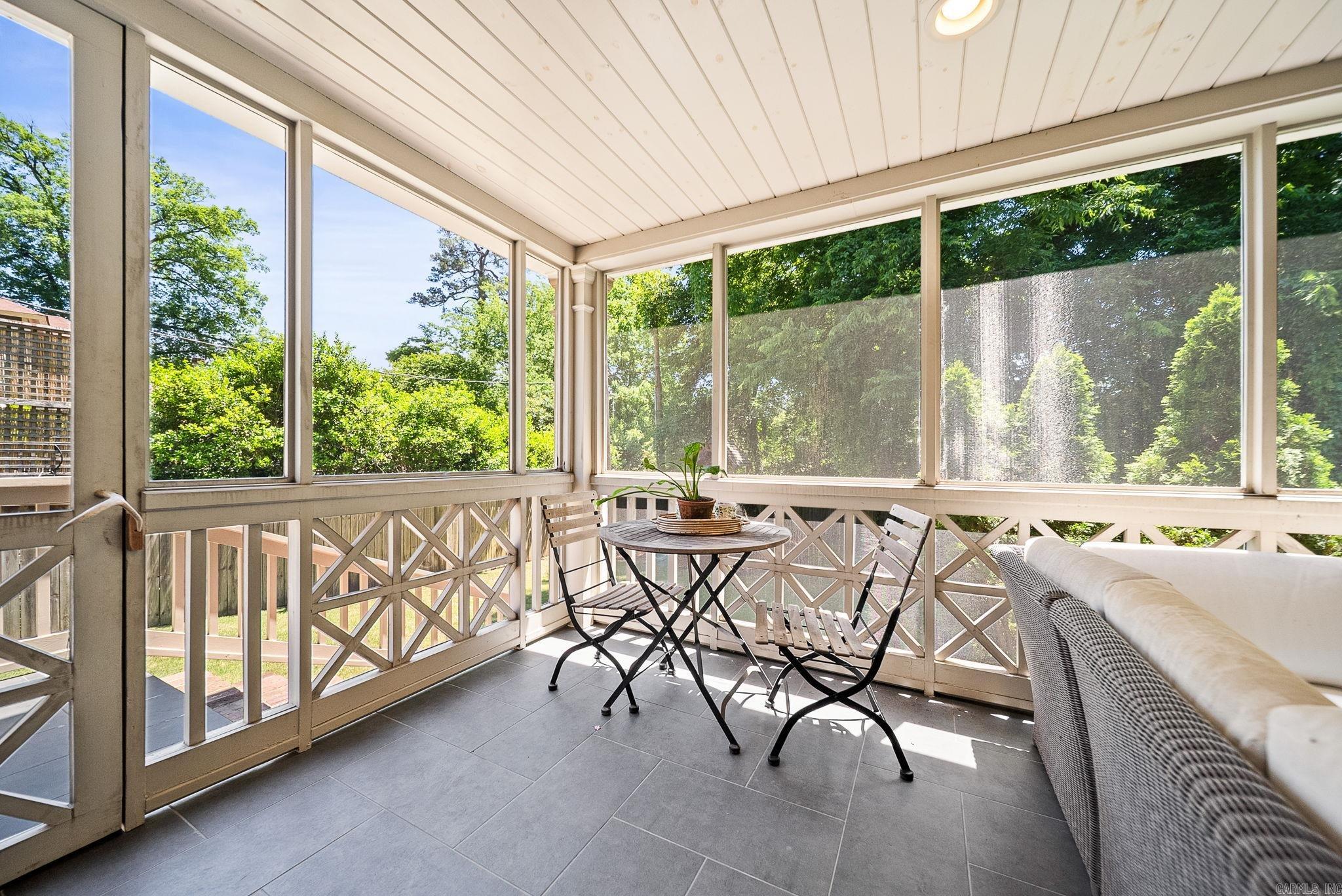 CLIFFEWOOD - Residential
