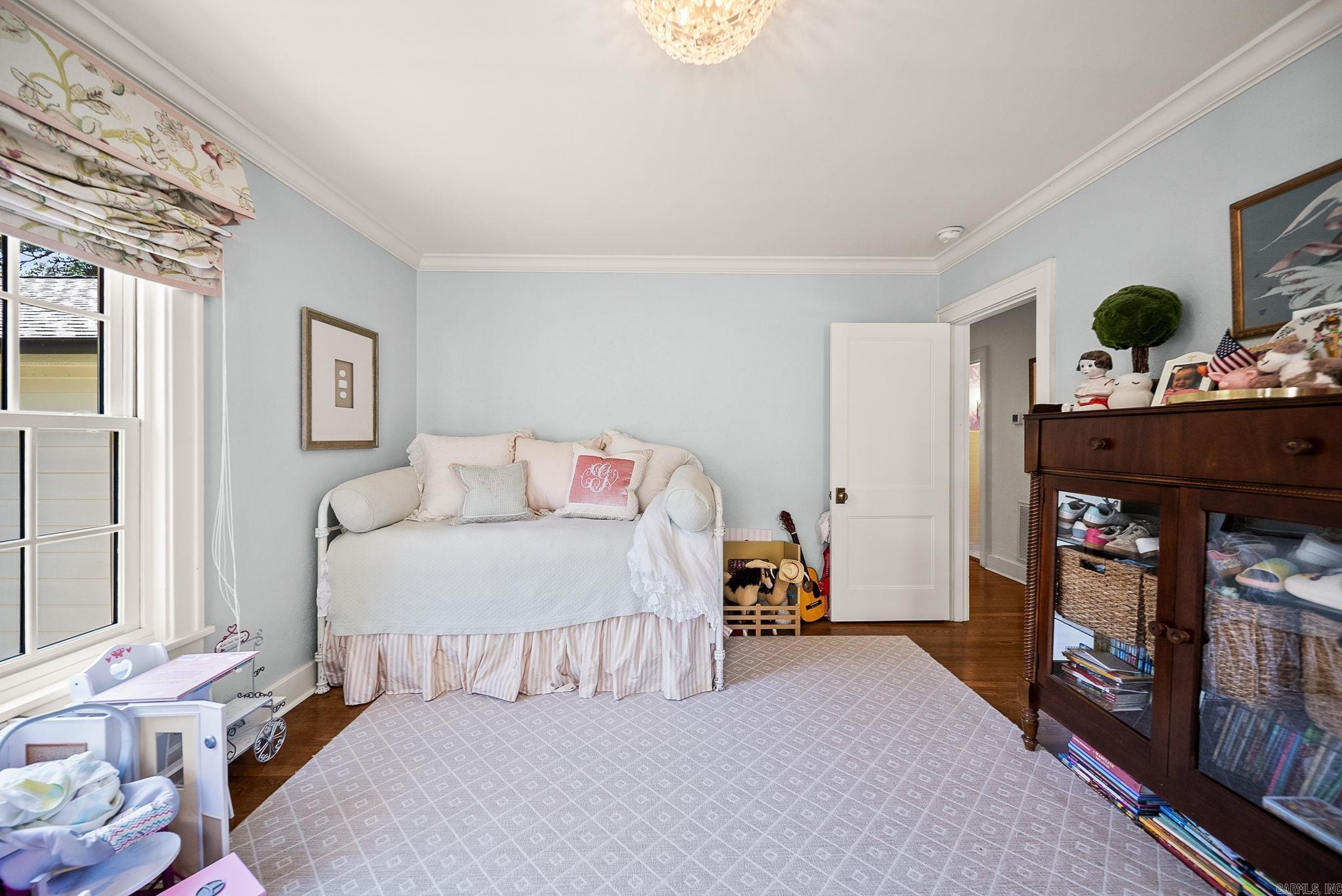 CLIFFEWOOD - Residential