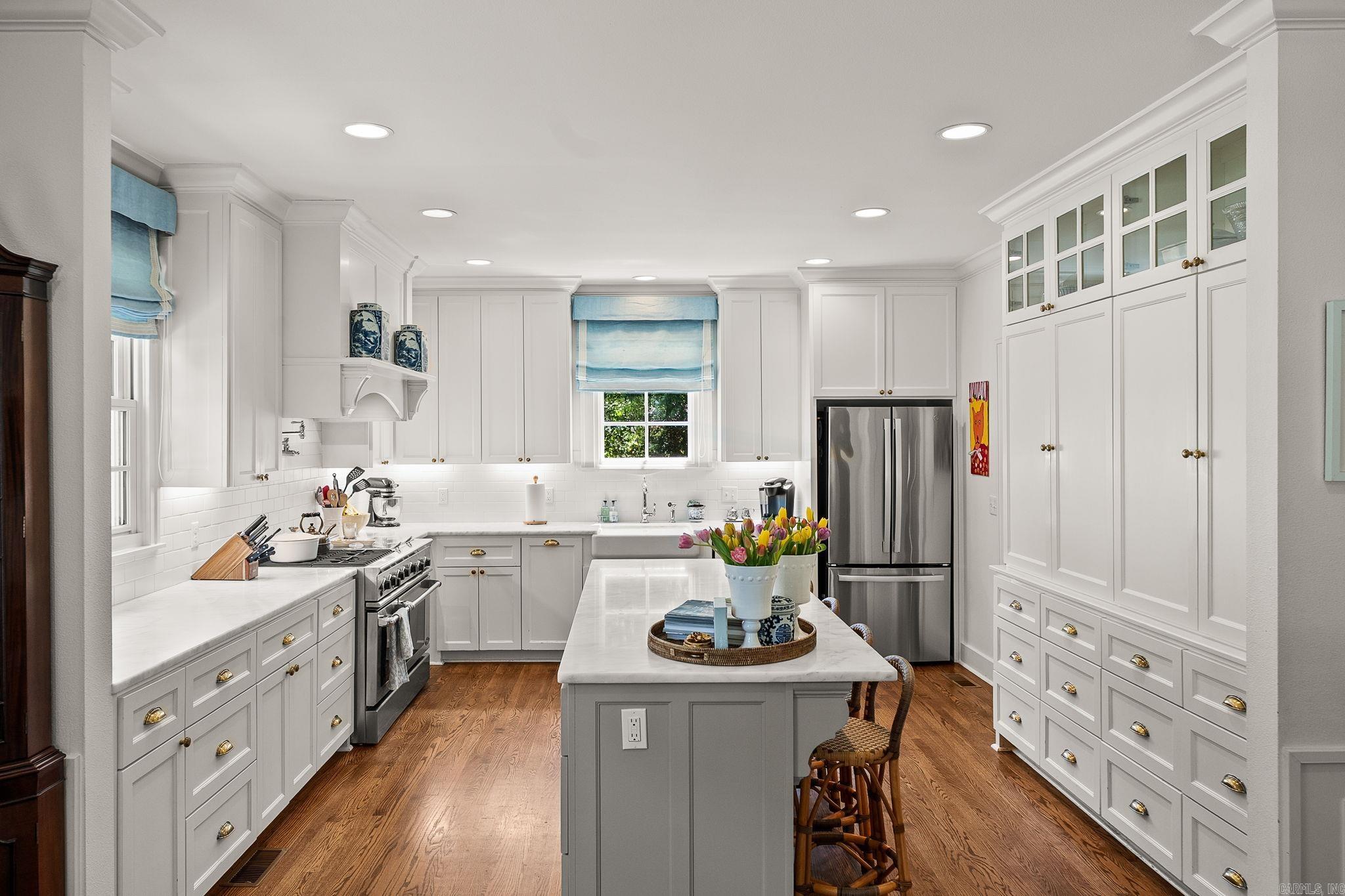 CLIFFEWOOD - Residential