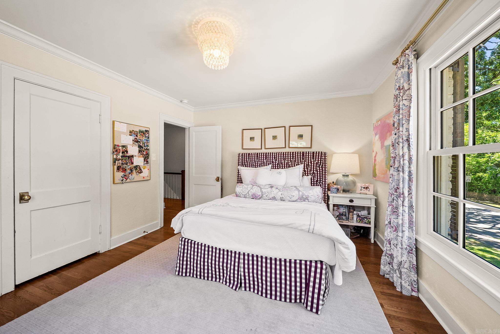 CLIFFEWOOD - Residential