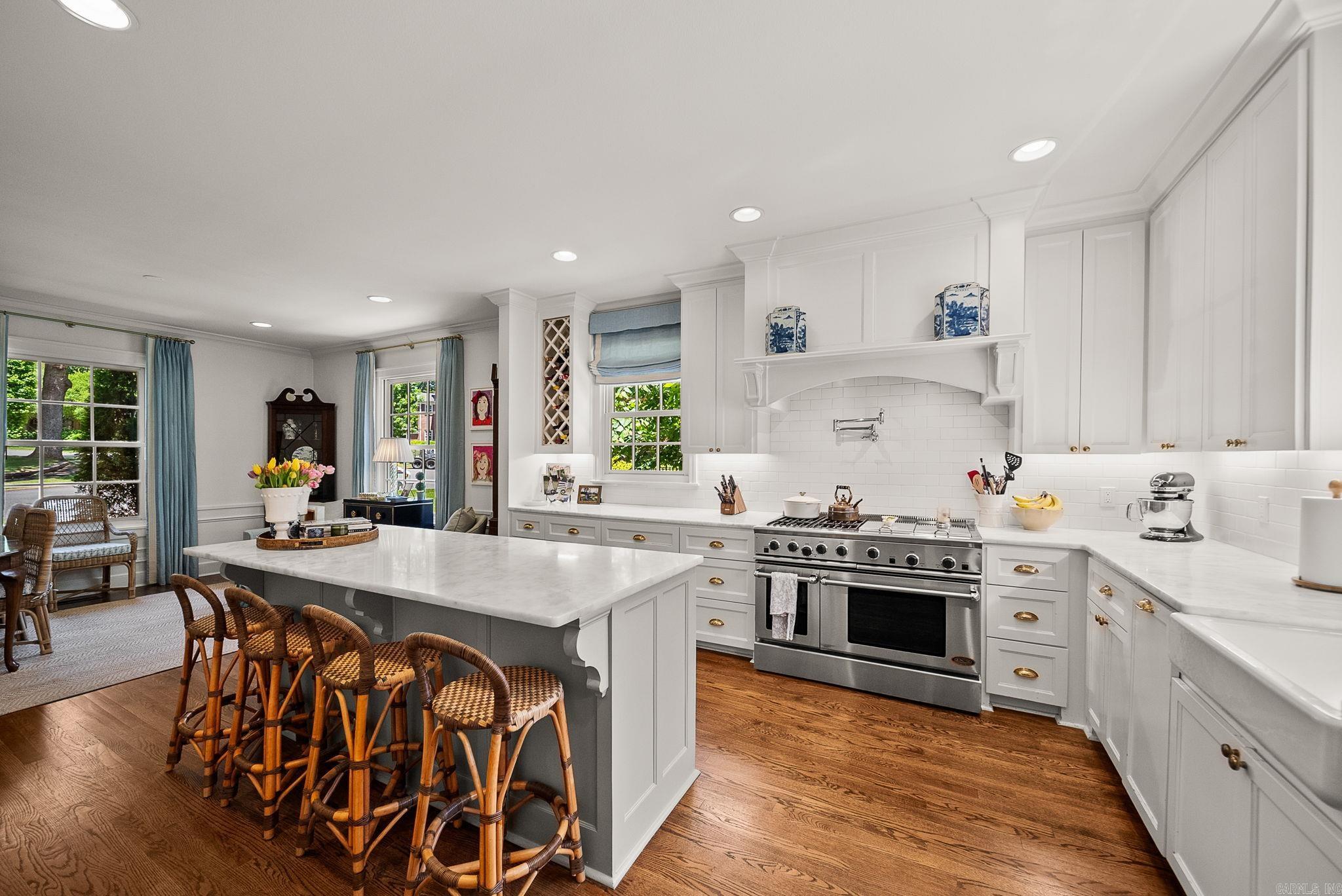 CLIFFEWOOD - Residential