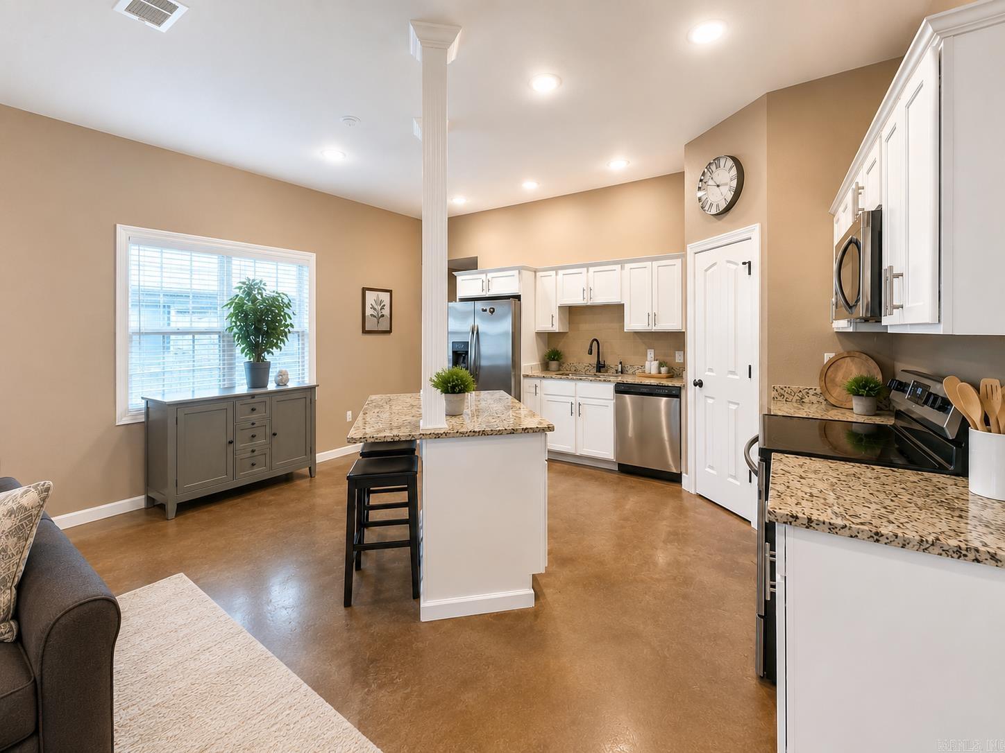 WOLF MEADOWS - Residential