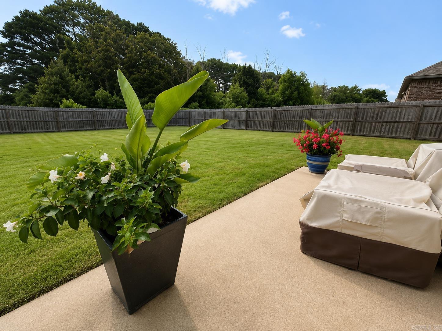 WOLF MEADOWS - Residential