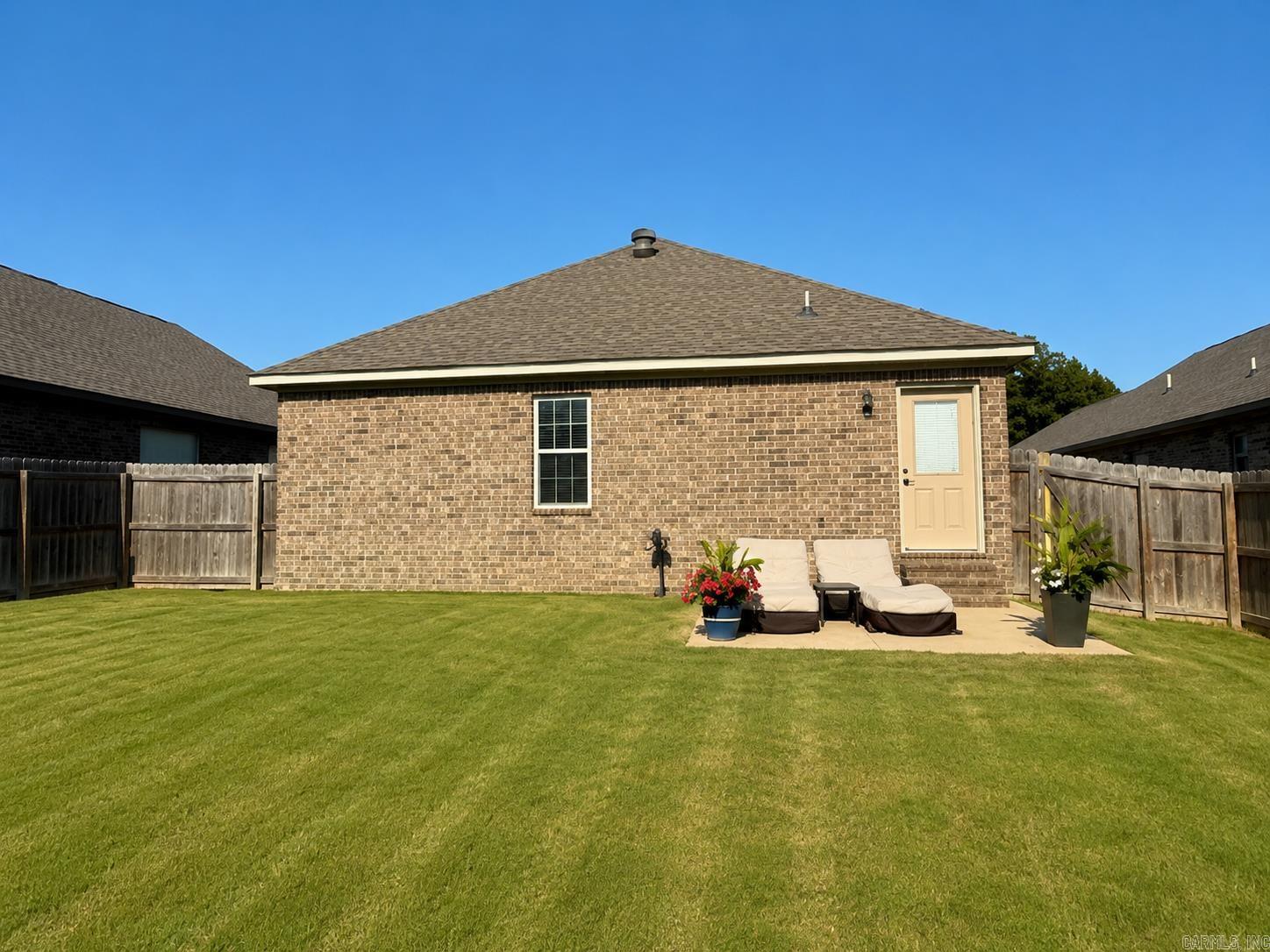 WOLF MEADOWS - Residential