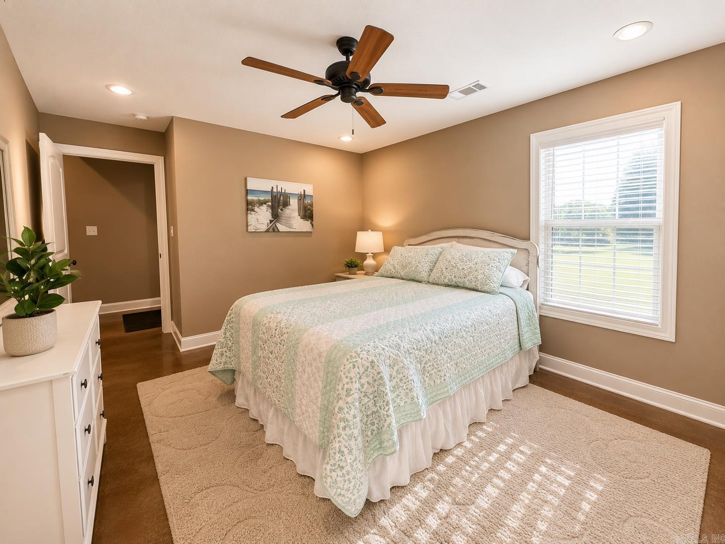 WOLF MEADOWS - Residential
