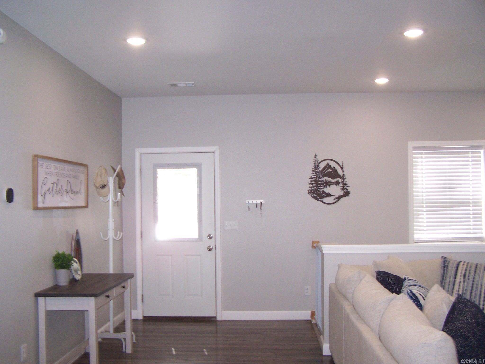 LOCKSLEY - Residential
