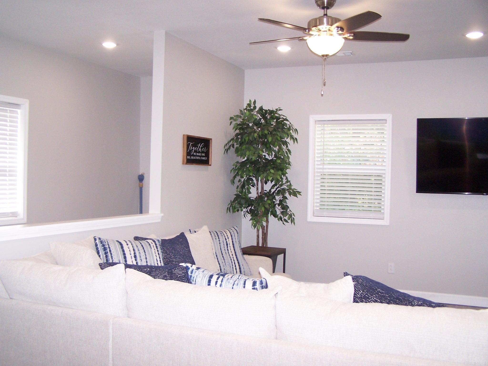 LOCKSLEY - Residential