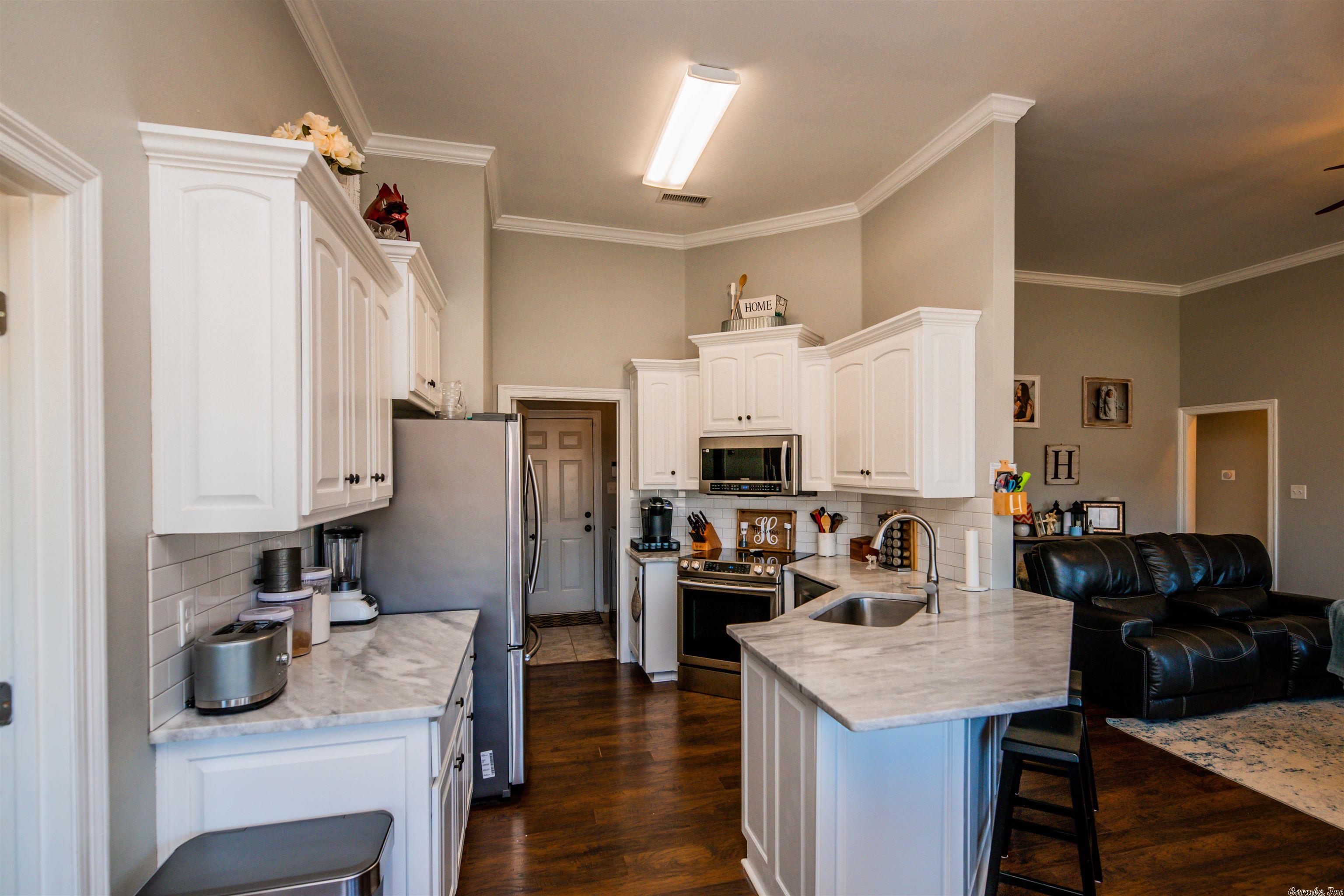 THE VILLAGE @ HURRICANE LAKE - Residential