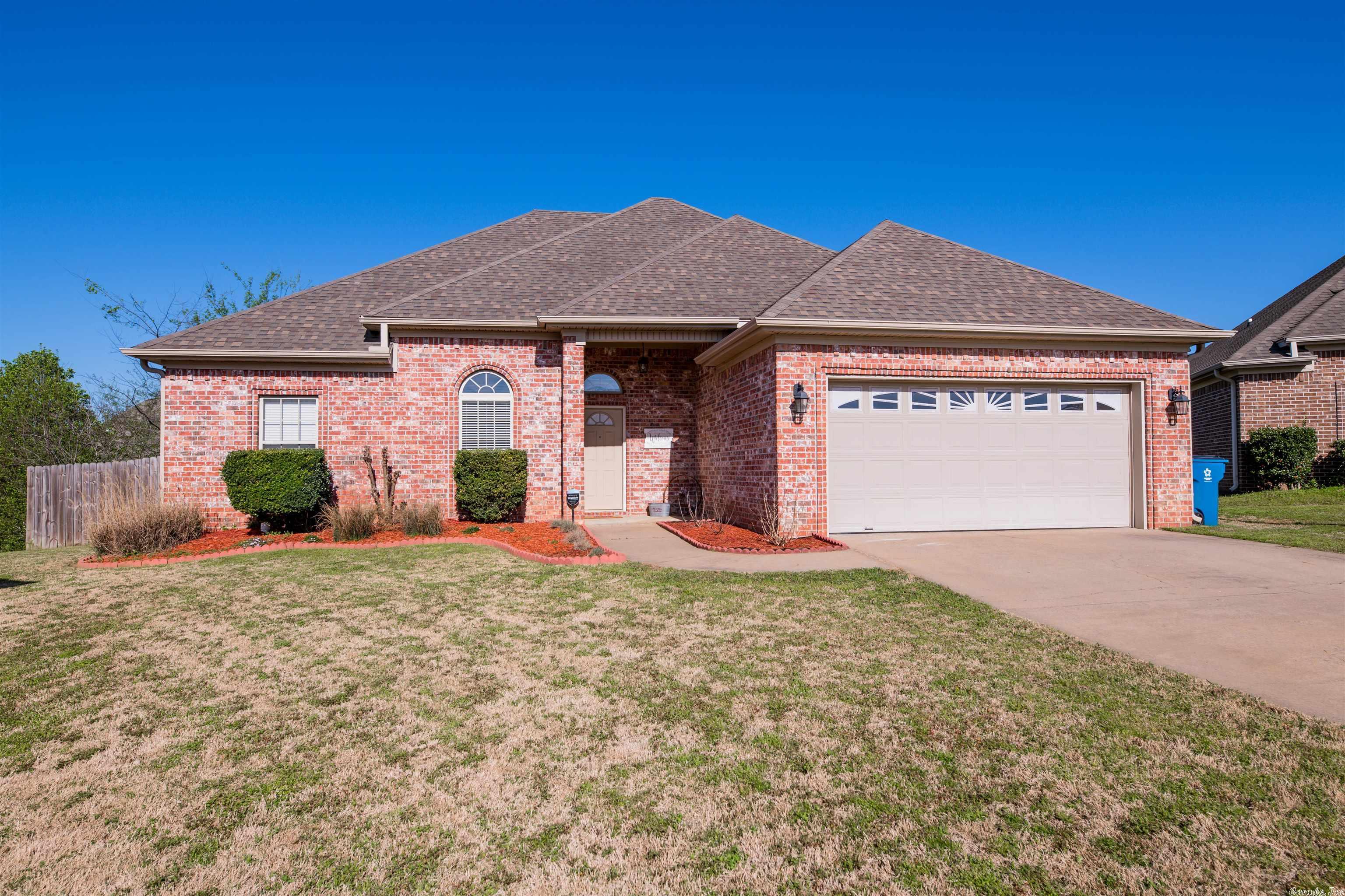 THE VILLAGE @ HURRICANE LAKE - Residential