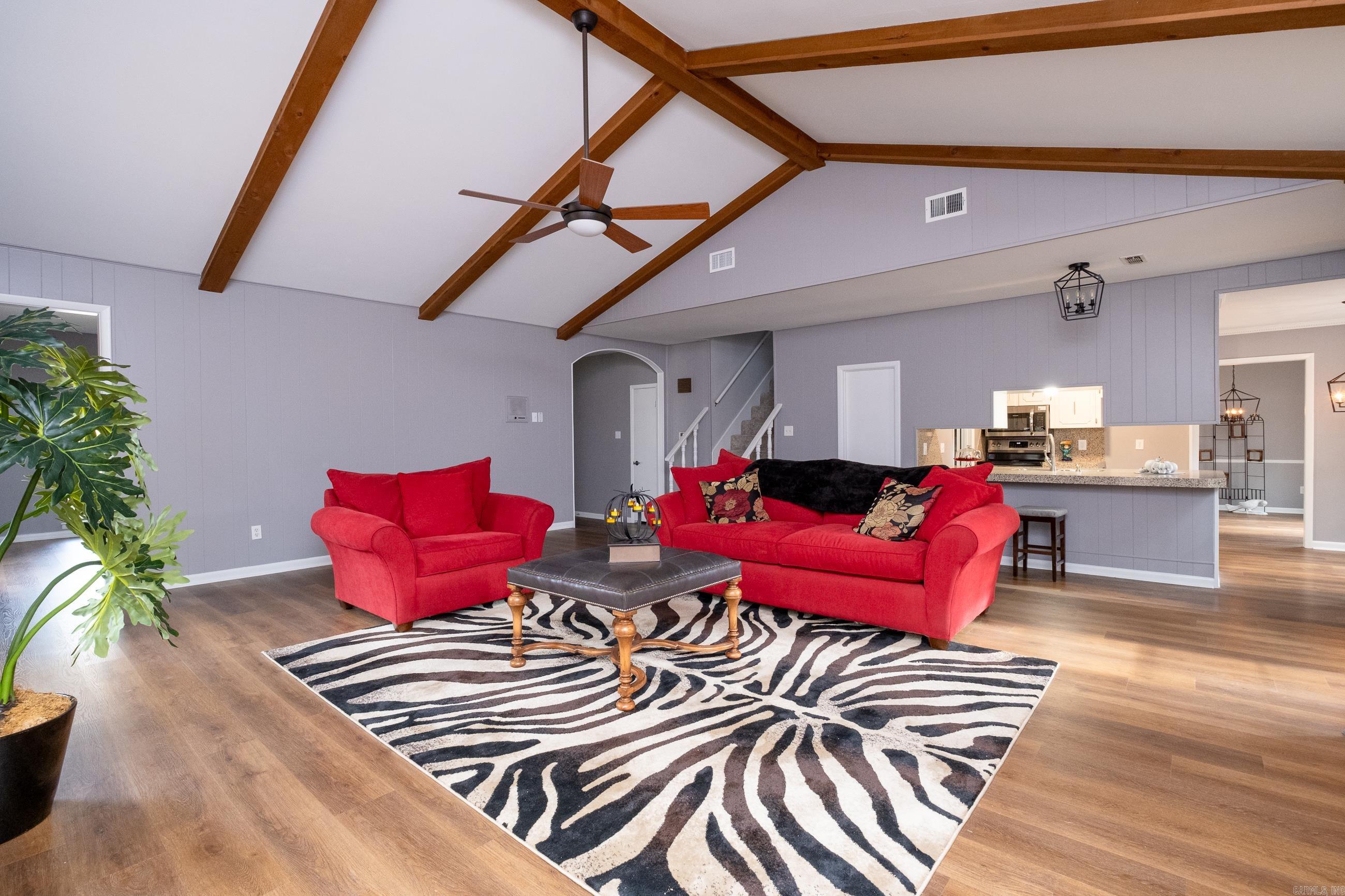 PLEASANT FOREST - Residential