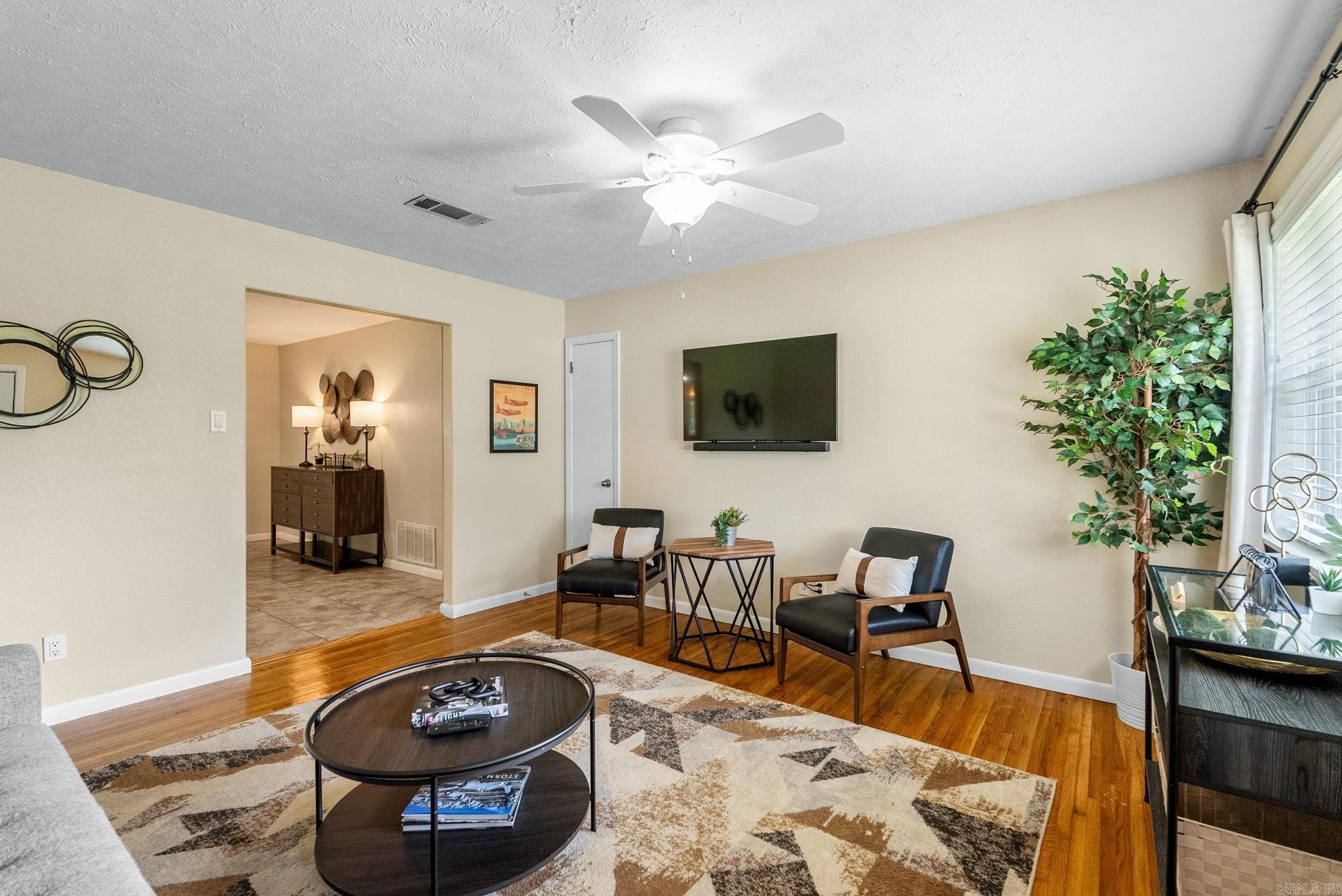 INDIANHEAD LAKES EST - Residential