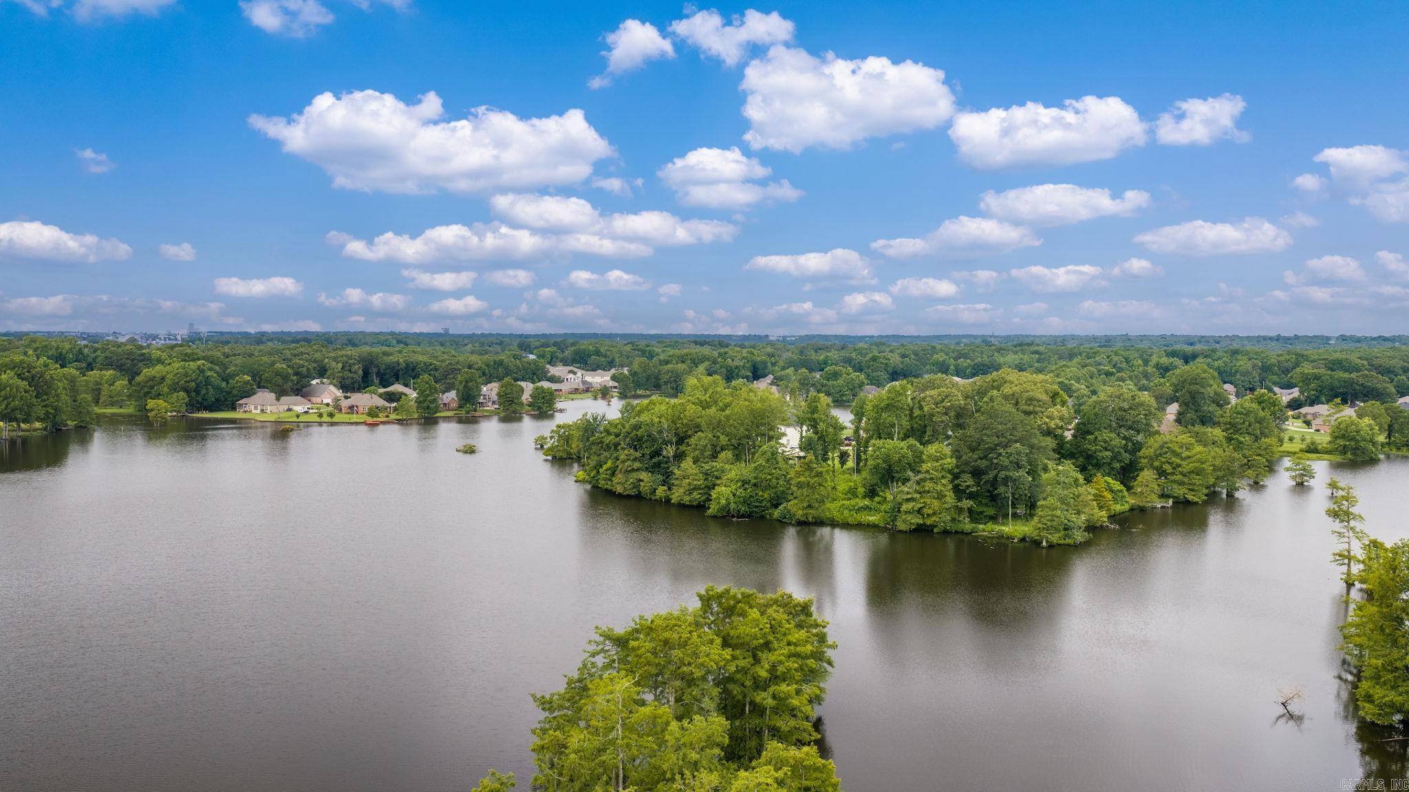 INDIANHEAD LAKES EST - Residential