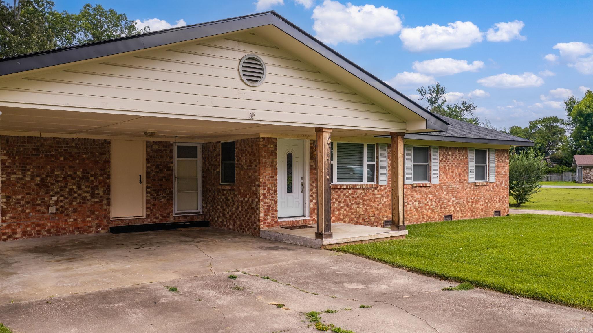 INDIANHEAD LAKES EST - Residential