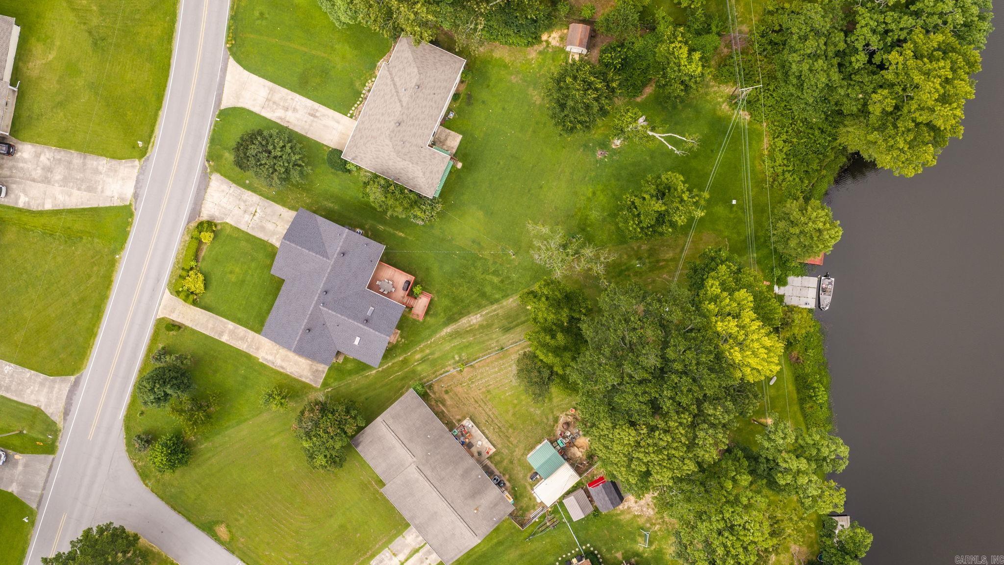 INDIANHEAD LAKES EST - Residential