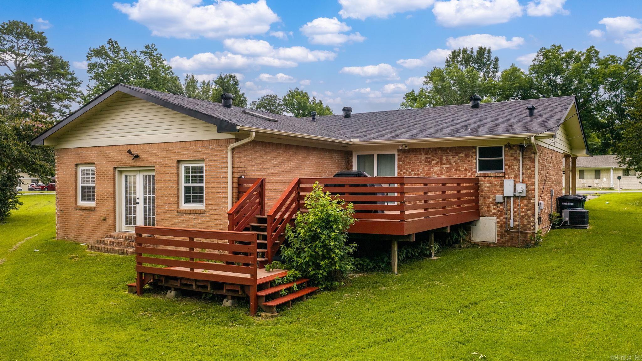 INDIANHEAD LAKES EST - Residential